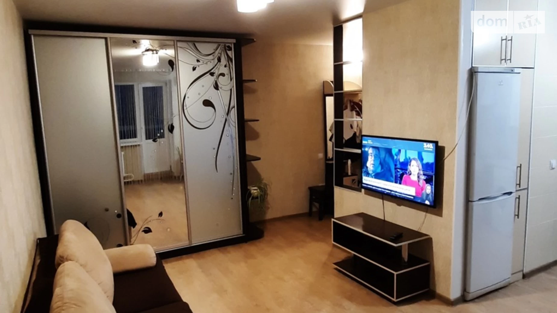 Продается 1-комнатная квартира 32 кв. м в Чернигове, просп. Левка Лукьяненко(Рокоссовского), 112