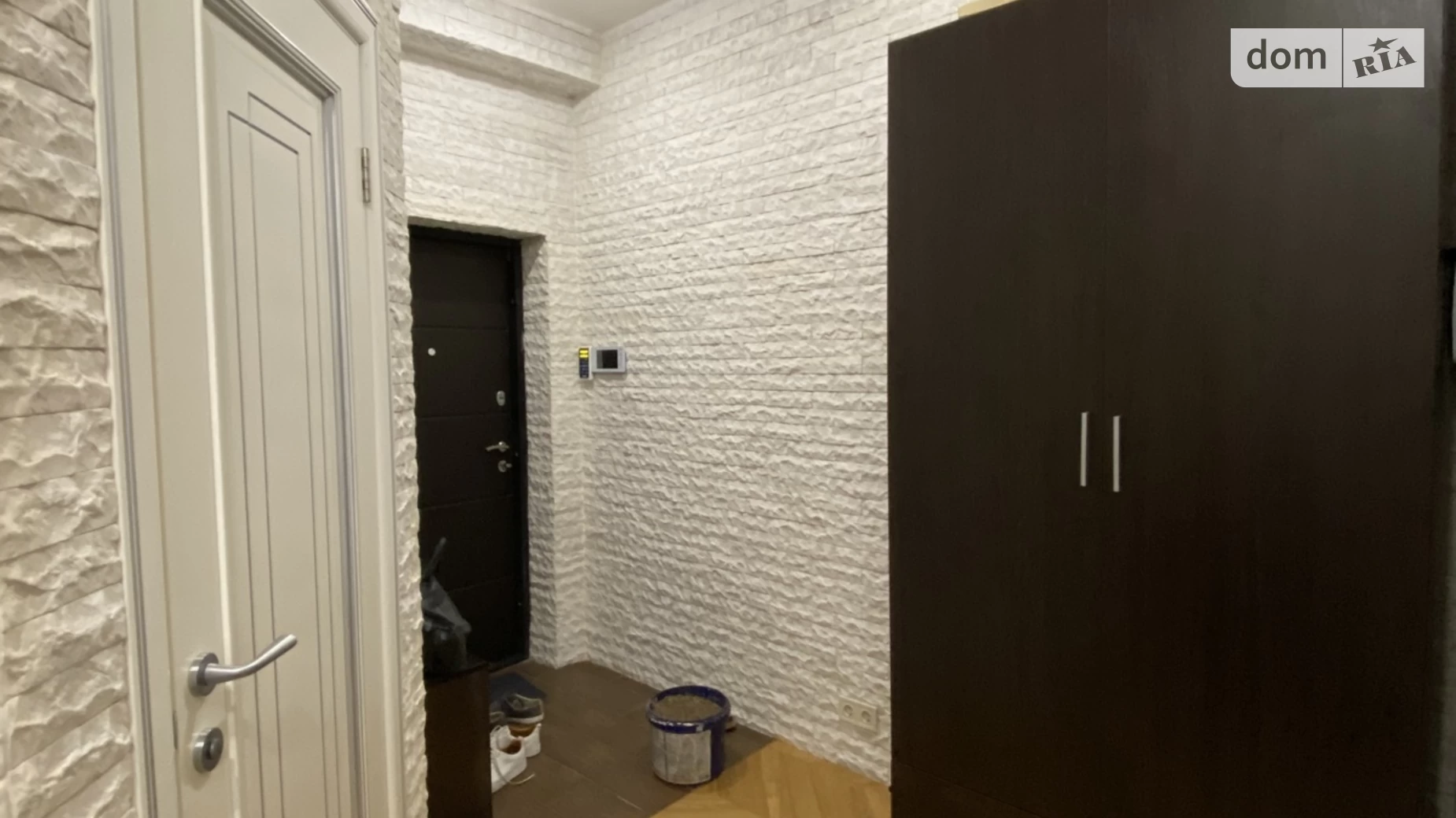 Продається 1-кімнатна квартира 60.8 кв. м у Києві, вул. Андрія Верхогляда(Драгомирова), 14А - фото 4