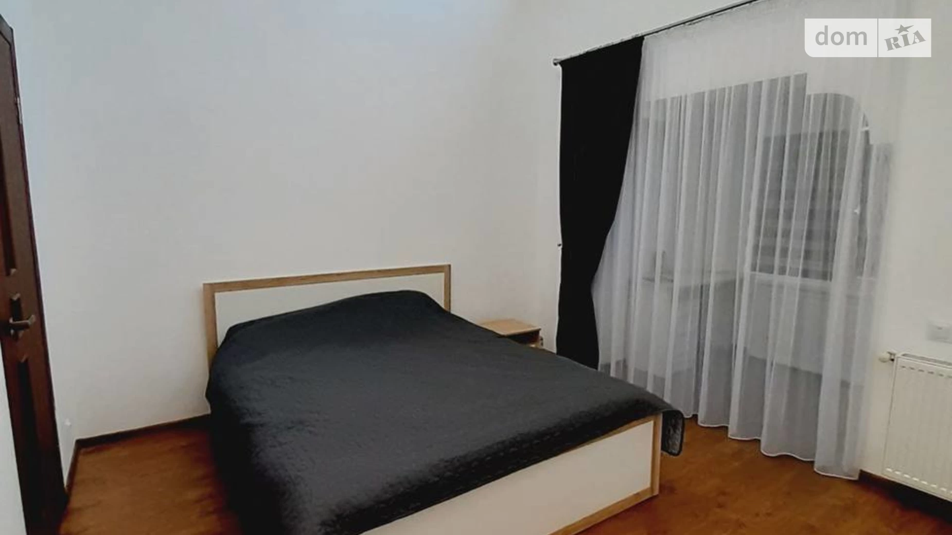 Продается 2-комнатная квартира 120 кв. м в Ивано-Франковске, ул. Троллейбусная, 30 - фото 2