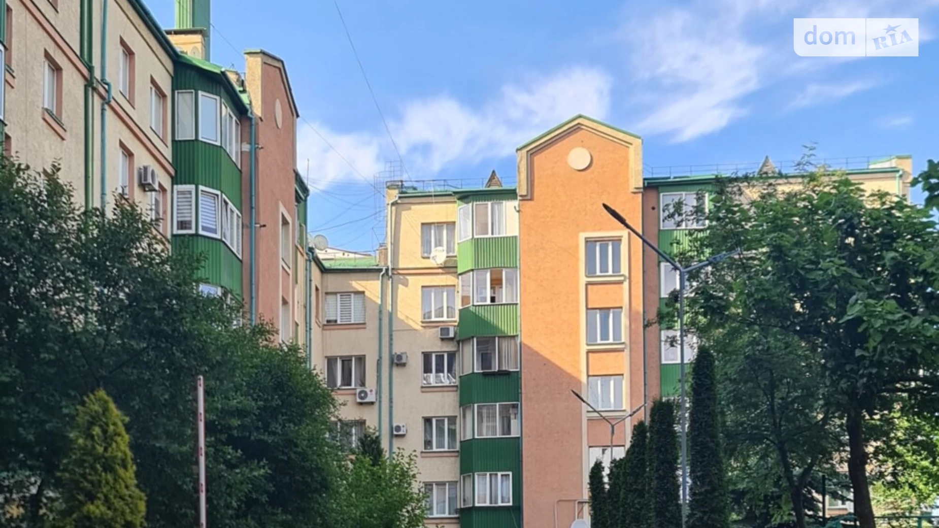 Продается 3-комнатная квартира 133.5 кв. м в Черновцах - фото 3
