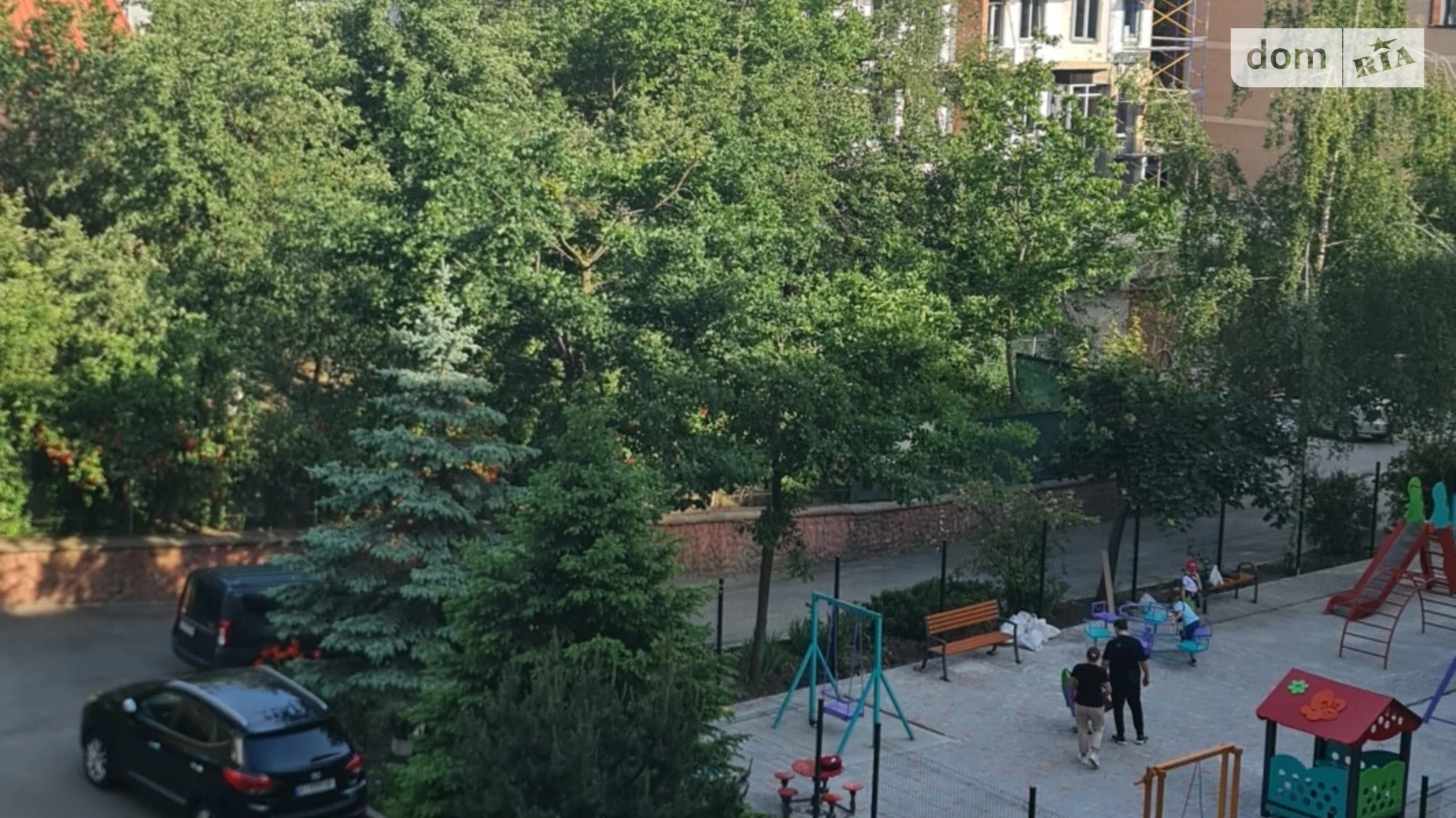 Продается 3-комнатная квартира 133.5 кв. м в Черновцах, ул. Героев Майдана, 55 - фото 4