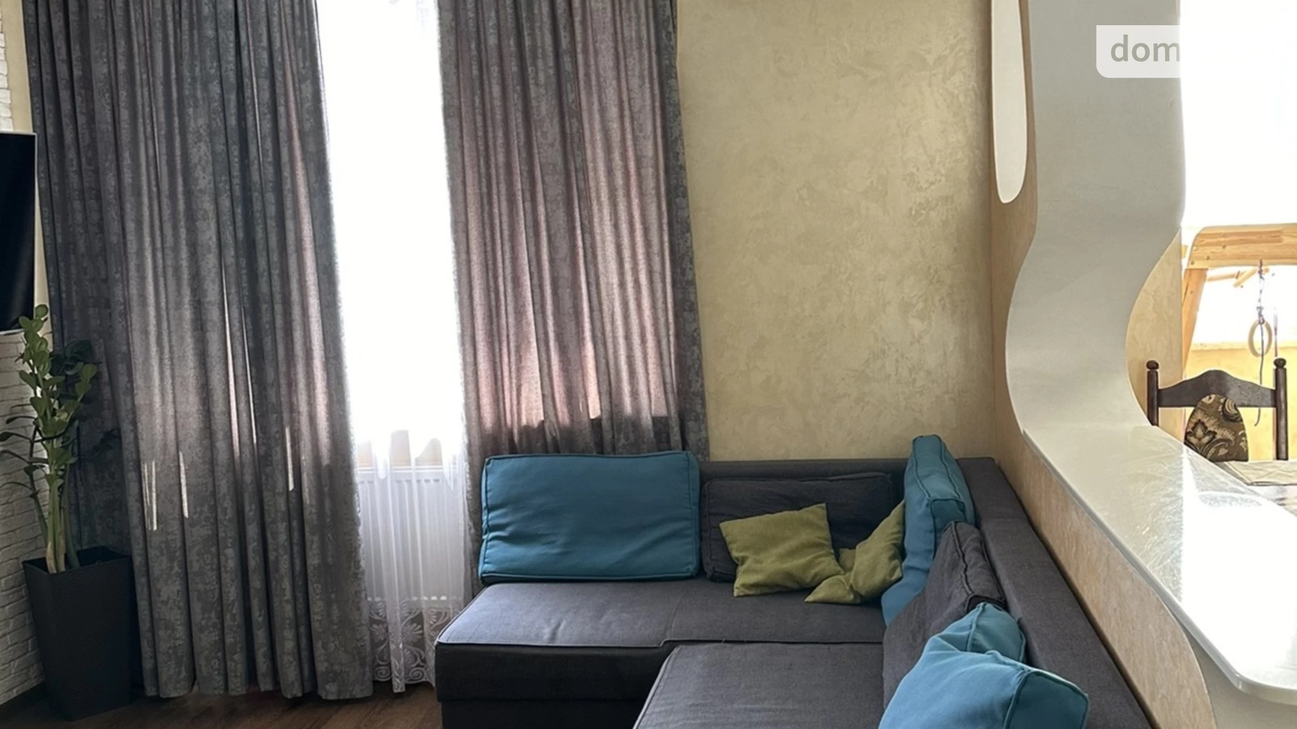 Продается 3-комнатная квартира 120 кв. м в Ровно - фото 3