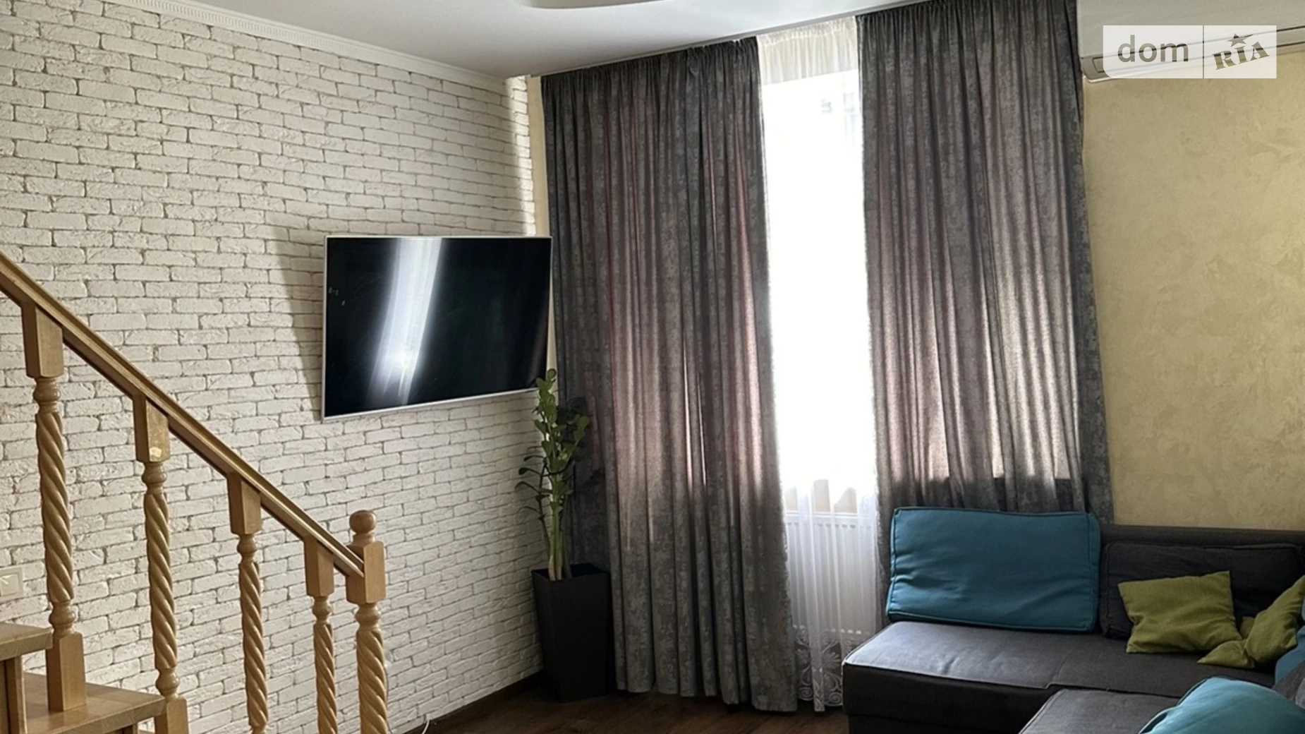 Продается 3-комнатная квартира 120 кв. м в Ровно - фото 2