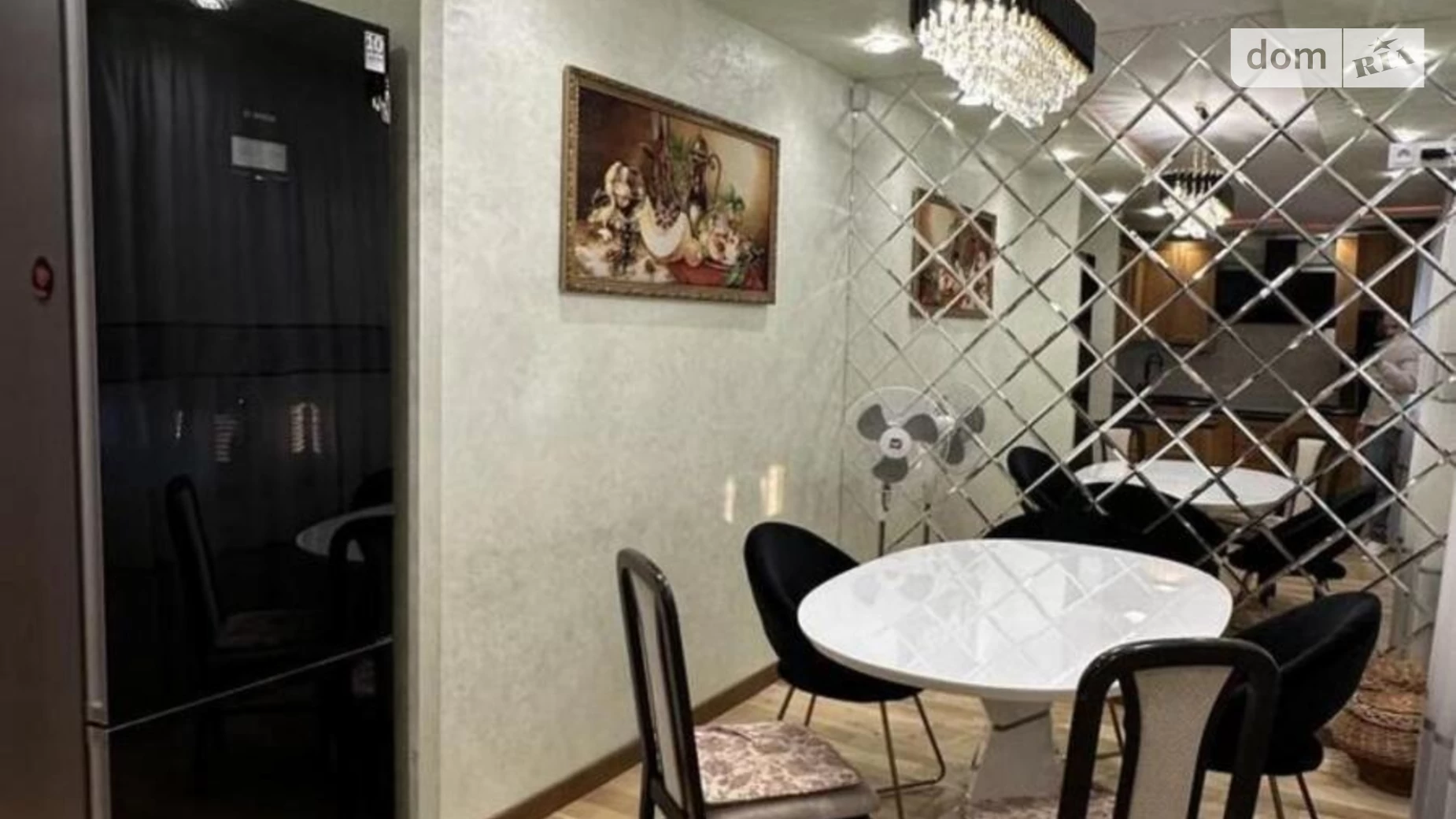 Продається 4-кімнатна квартира 144 кв. м у Львові - фото 2