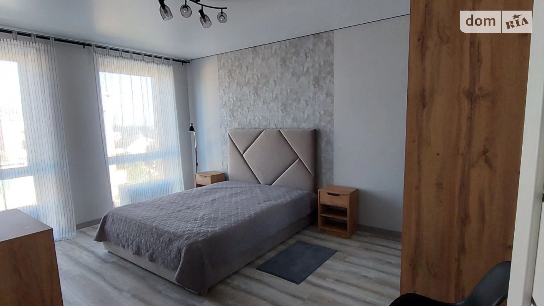Продается 2-комнатная квартира 60 кв. м в Черновцах - фото 2