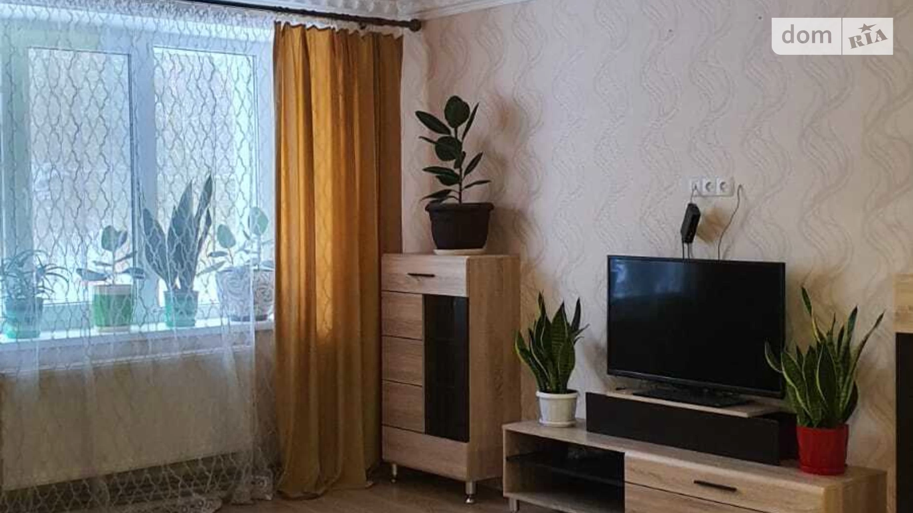 Продается 3-комнатная квартира 62.9 кв. м в Шостке, ул. Онуприенко - фото 2