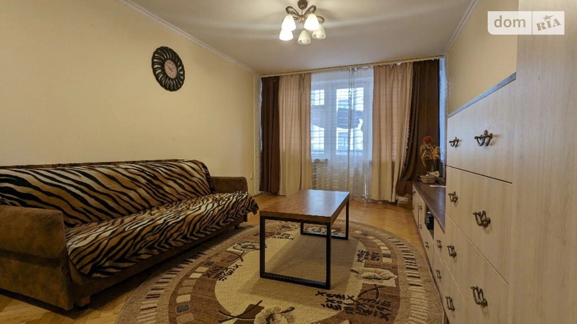 Продается 3-комнатная квартира 72 кв. м в Ивано-Франковске - фото 2