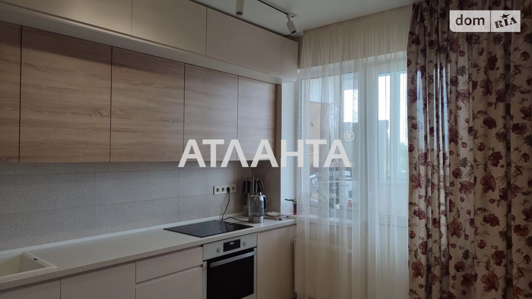 Продается 3-комнатная квартира 87.3 кв. м в Киеве, ул. Петра Запорожца, 26А - фото 2