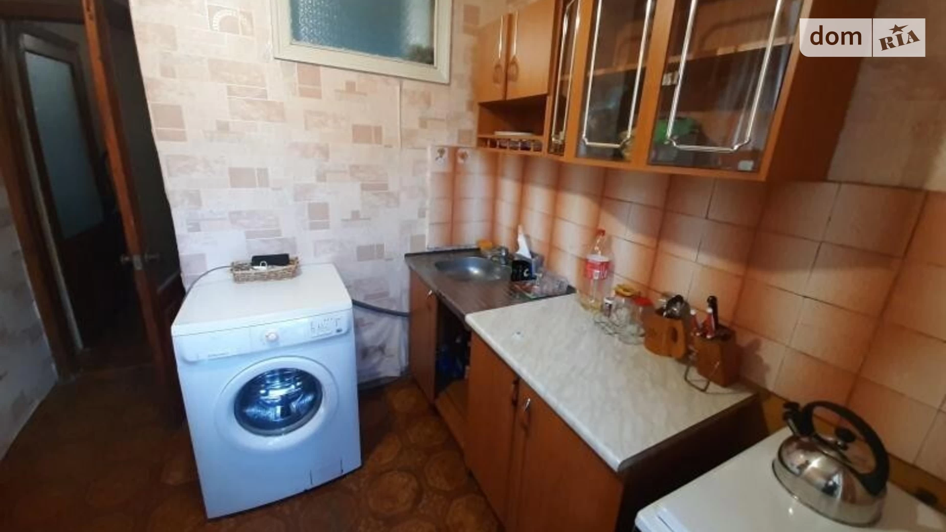 Продается 2-комнатная квартира 43 кв. м в Одессе, ул. Героев Крут