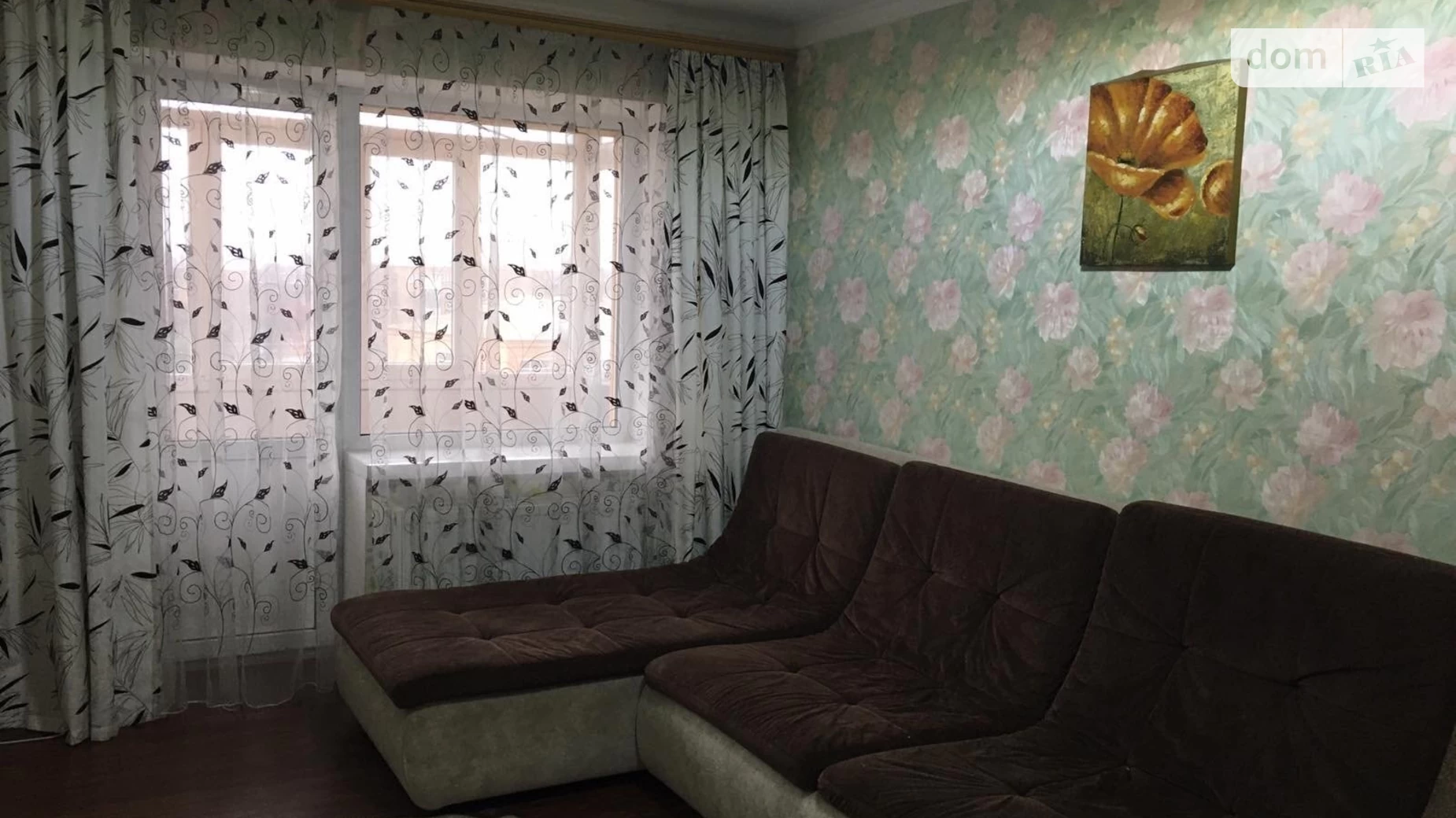 Продается 2-комнатная квартира 44.5 кв. м в Бердичеве, ул. Молодогвардейская
