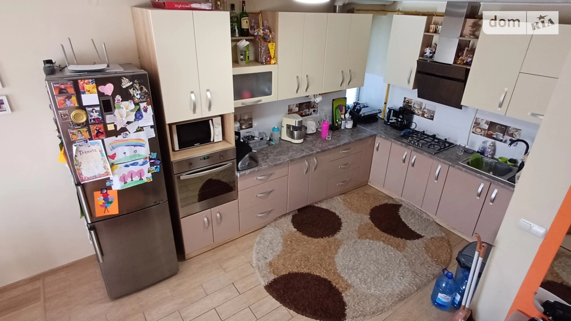 Продается 3-комнатная квартира 138.3 кв. м в Ужгороде, ул. Петра Линтура, 10Б - фото 2