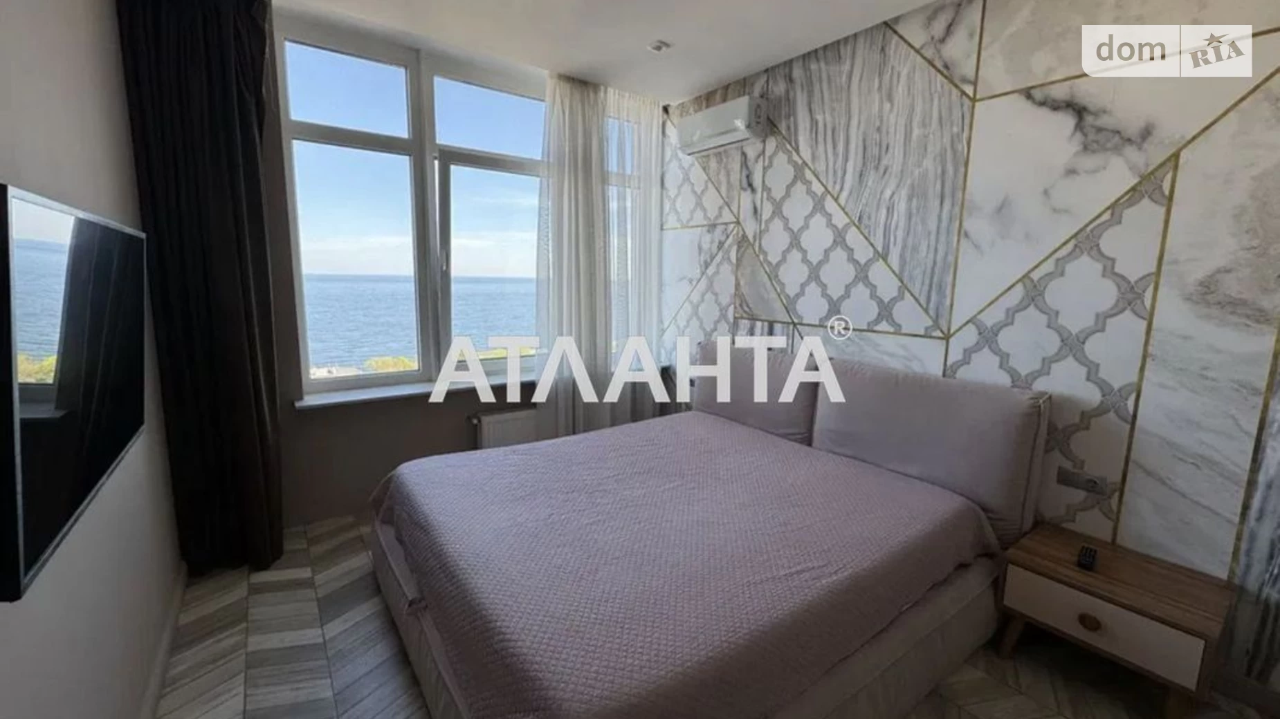 Продается 1-комнатная квартира 41 кв. м в Одессе, ул. Каманина - фото 2