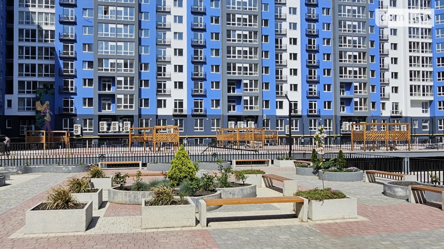 Продается 2-комнатная квартира 69 кв. м в Ивано-Франковске, ул. Княгинин, 44 - фото 4