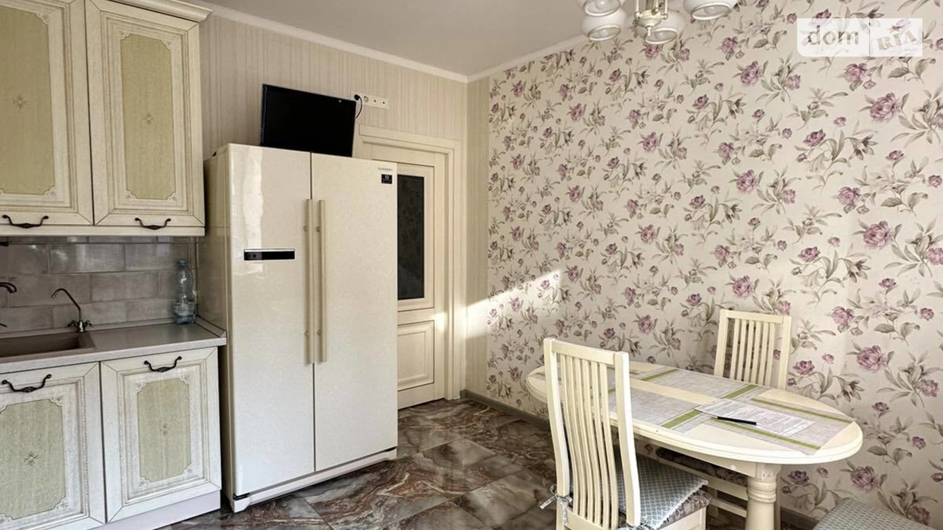 Продается 2-комнатная квартира 78 кв. м в Хмельницком, ул. Заречанская, 11К - фото 2