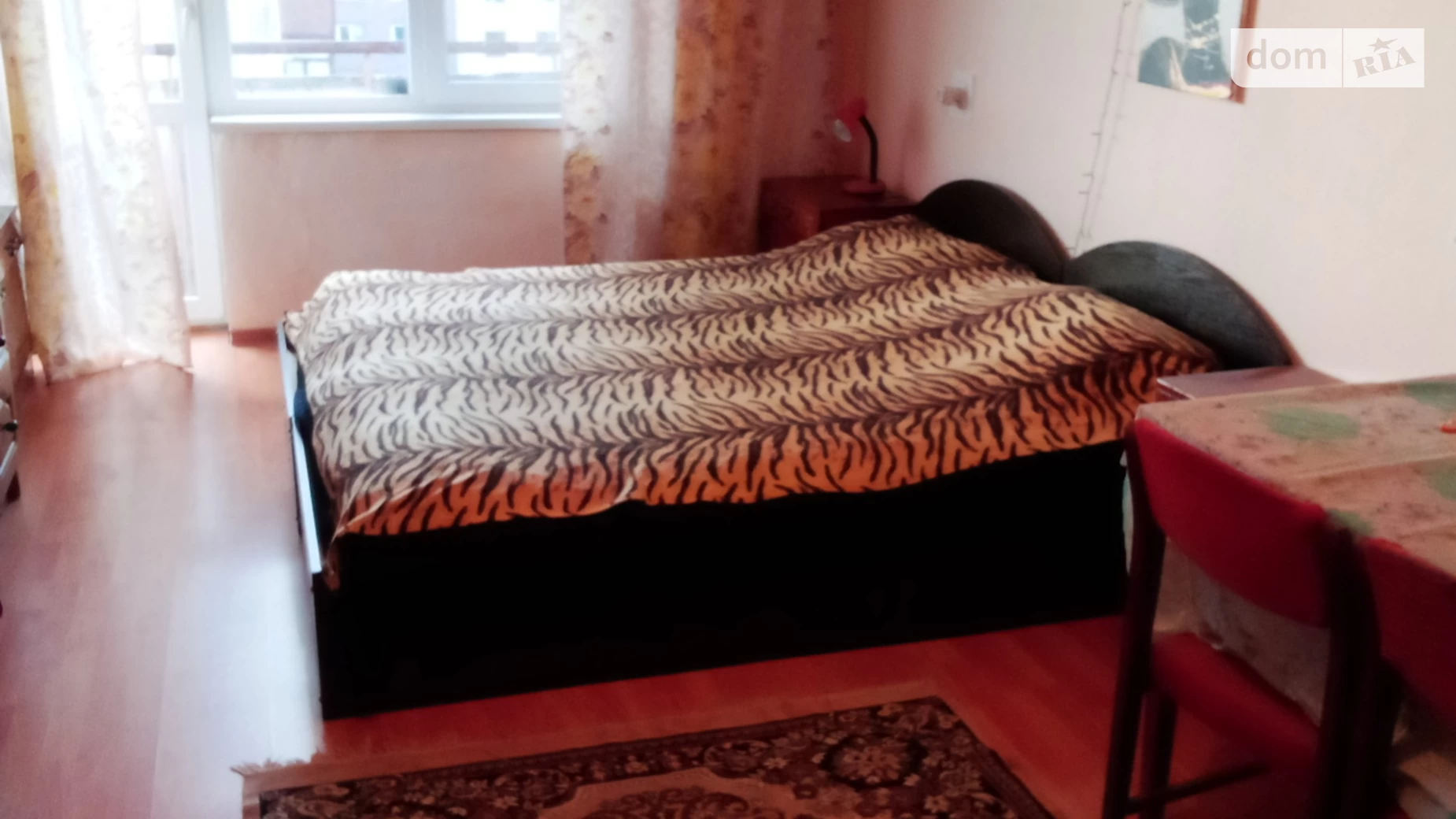 Продается 1-комнатная квартира 30.5 кв. м в Ужгороде, ул. Василия Комендаря, 54 - фото 2