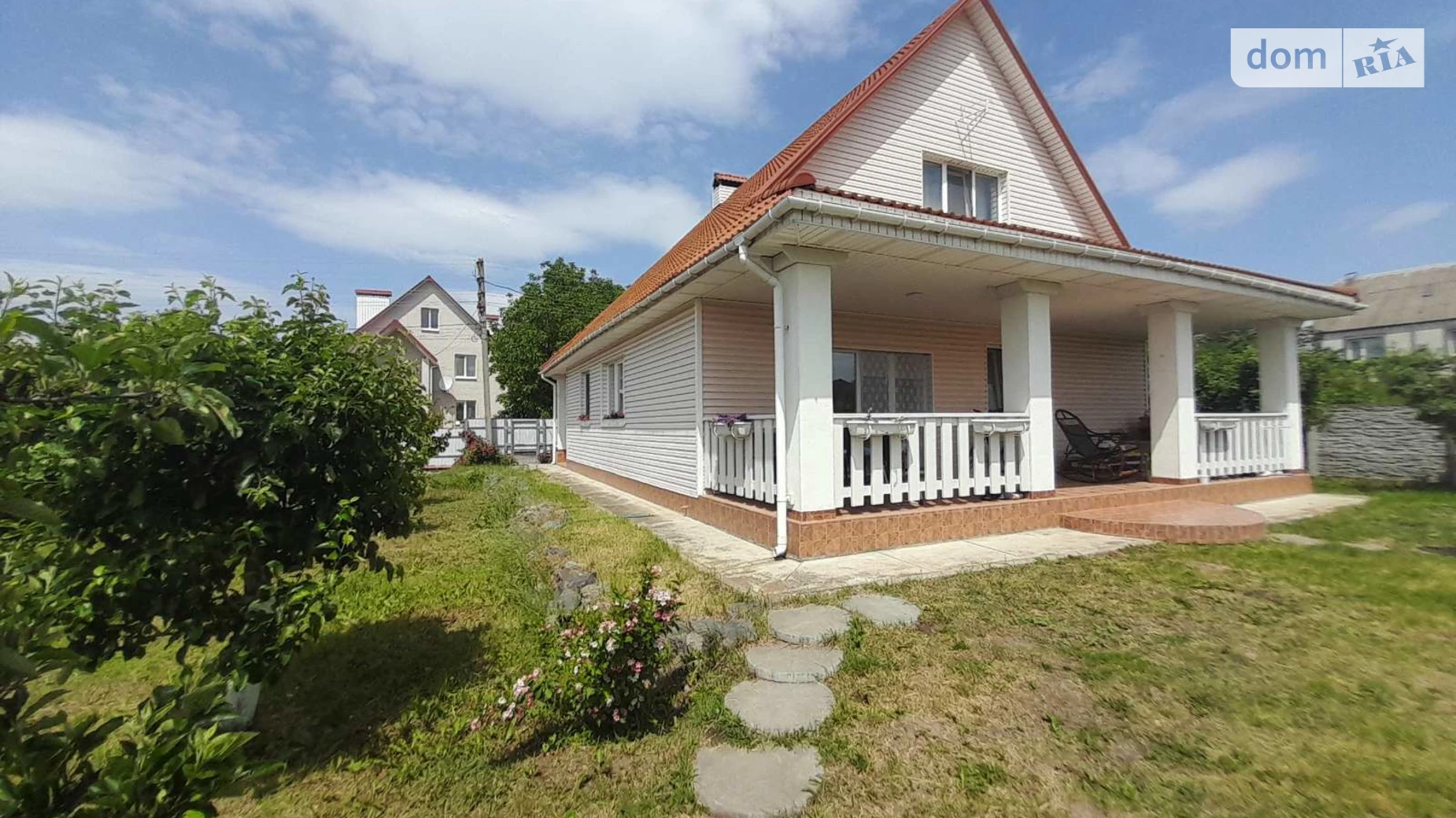 Продается дом на 2 этажа 166.2 кв. м с садом, цена: 110000 $ - фото 2