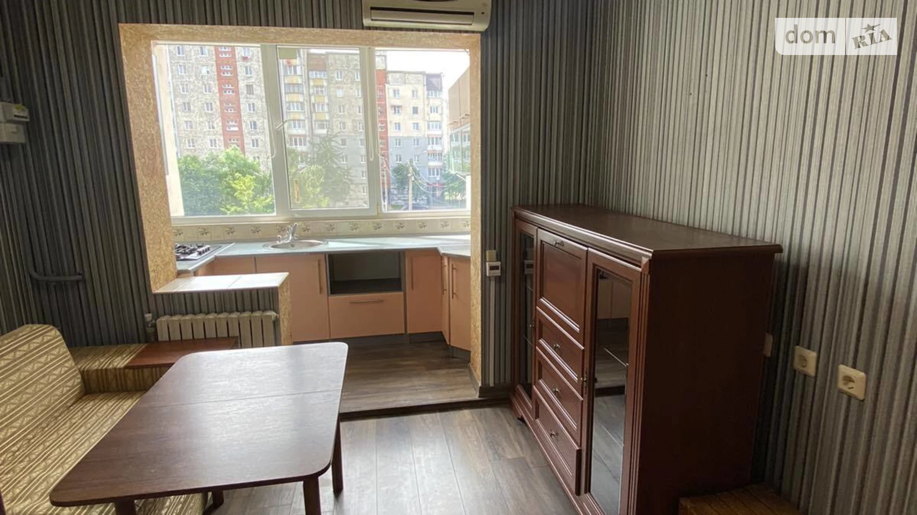 Продается 1-комнатная квартира 42 кв. м в Ивано-Франковске, ул. Ивасюка - фото 3