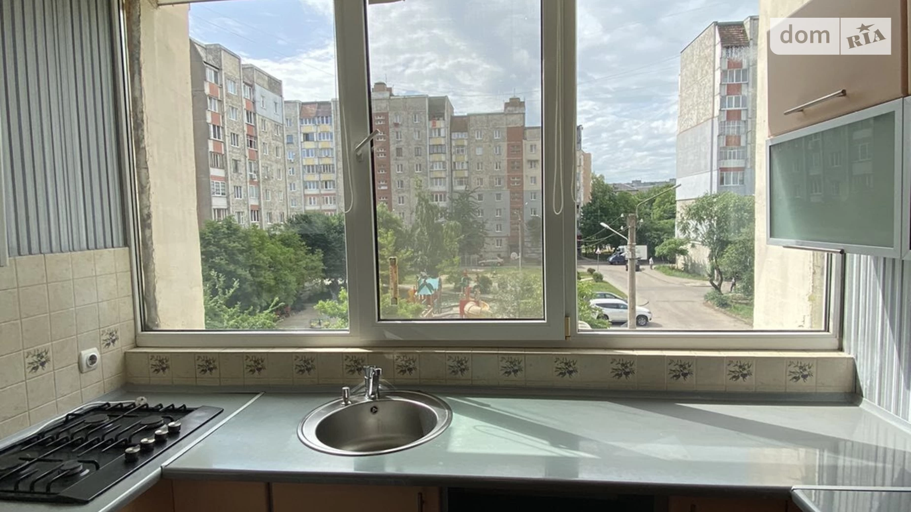 Продается 1-комнатная квартира 42 кв. м в Ивано-Франковске, ул. Ивасюка - фото 4