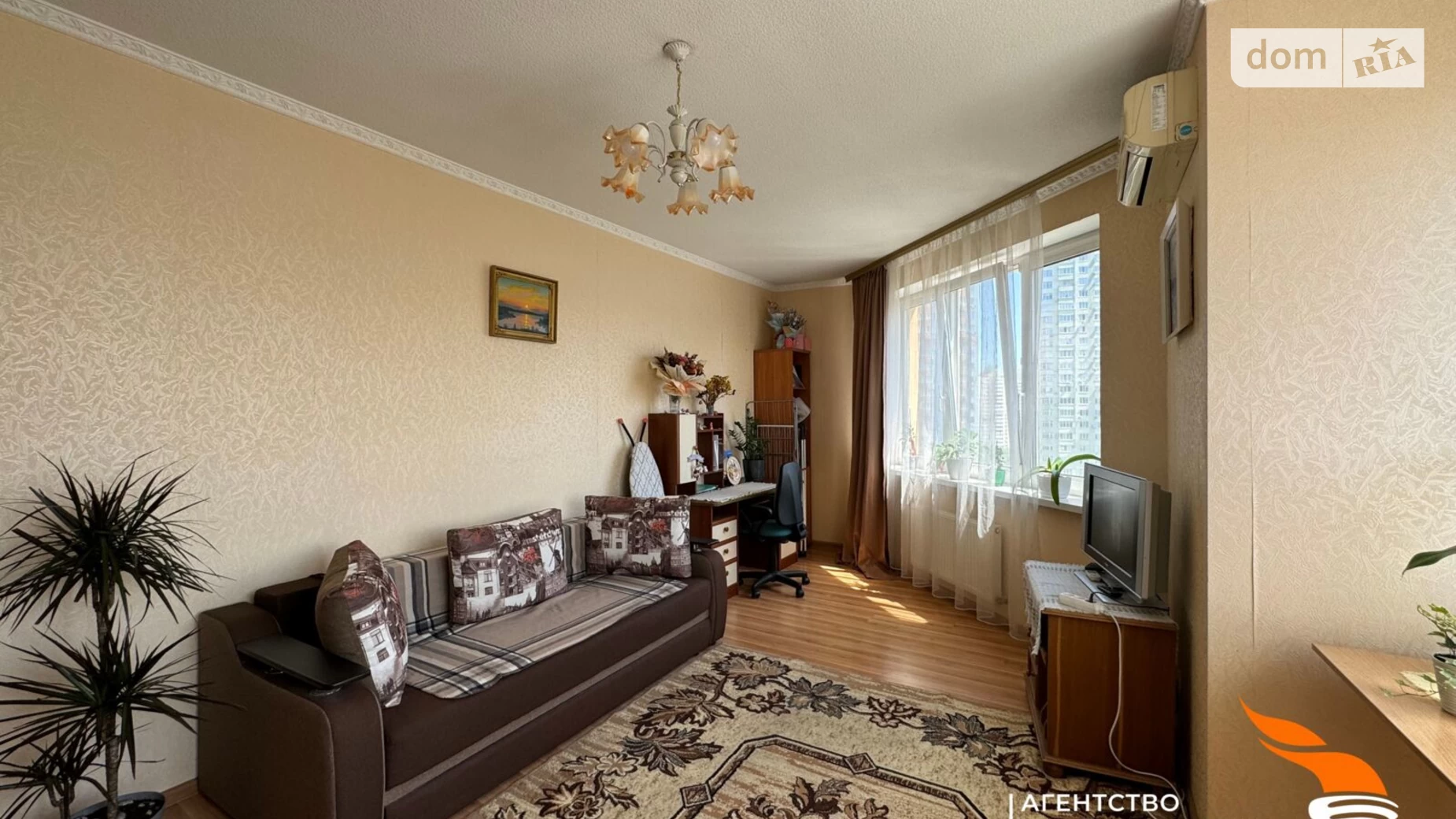 Продается 2-комнатная квартира 67 кв. м в Киеве, ул. Большая Китаевская, 53 - фото 2