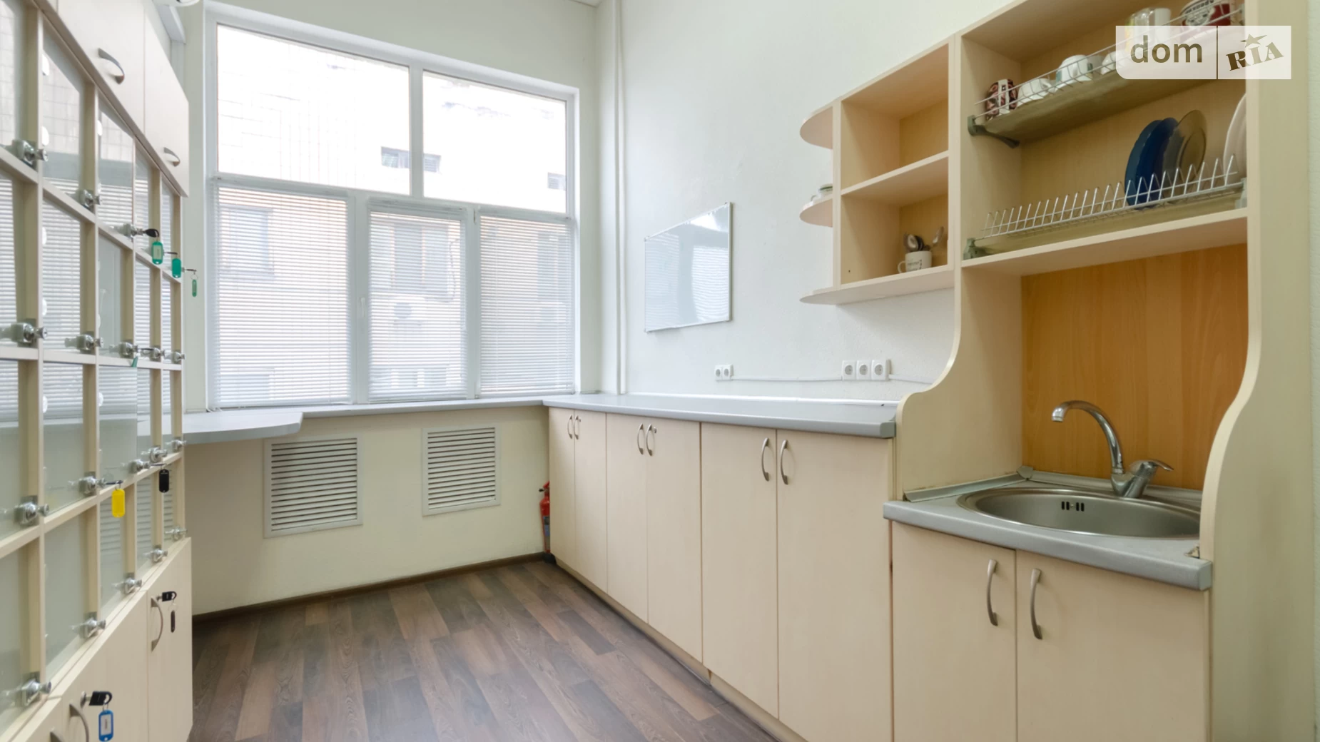 Сдается в аренду офис 28 кв. м в бизнес-центре, цена: 11150 грн - фото 4
