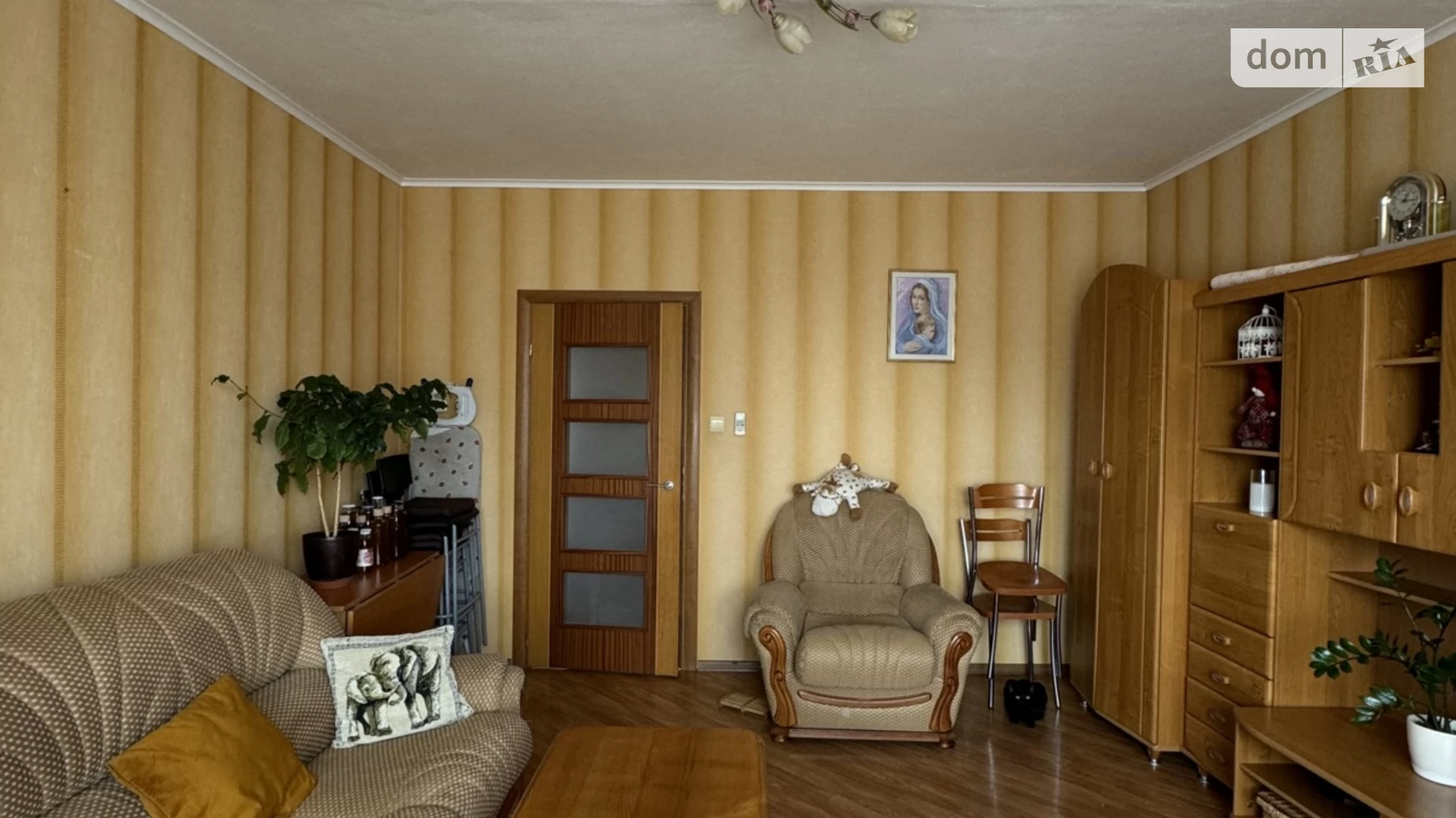 Продається 3-кімнатна квартира 72.8 кв. м у Ужгороді, вул. Свободи Генерала, 5 - фото 3