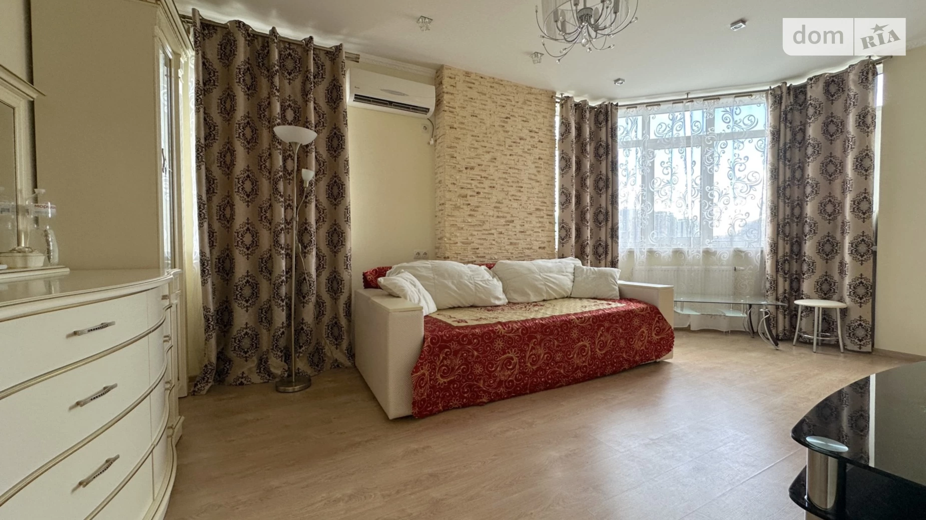 Продается 1-комнатная квартира 43 кв. м в Киеве, ул. Феодосийская, 1А - фото 3