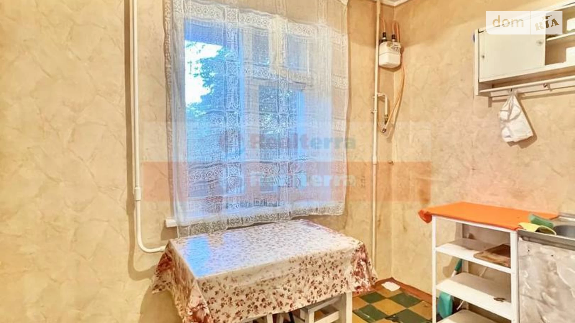 Продается 1-комнатная квартира 29 кв. м в Киеве, ул. Космонавта Поповича(Космонавта Волкова), 14 - фото 4