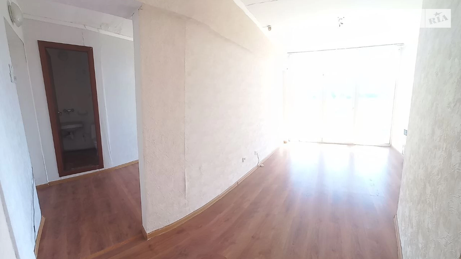 Сдается в аренду офис 28.7 кв. м в бизнес-центре, цена: 15842 грн - фото 2