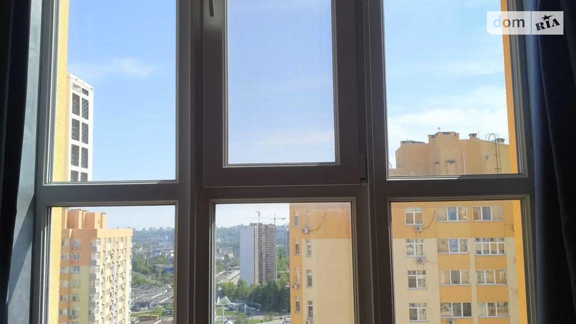 Продается 1-комнатная квартира 39 кв. м в Киеве, ул. Семьи Кульженков, 33 - фото 3