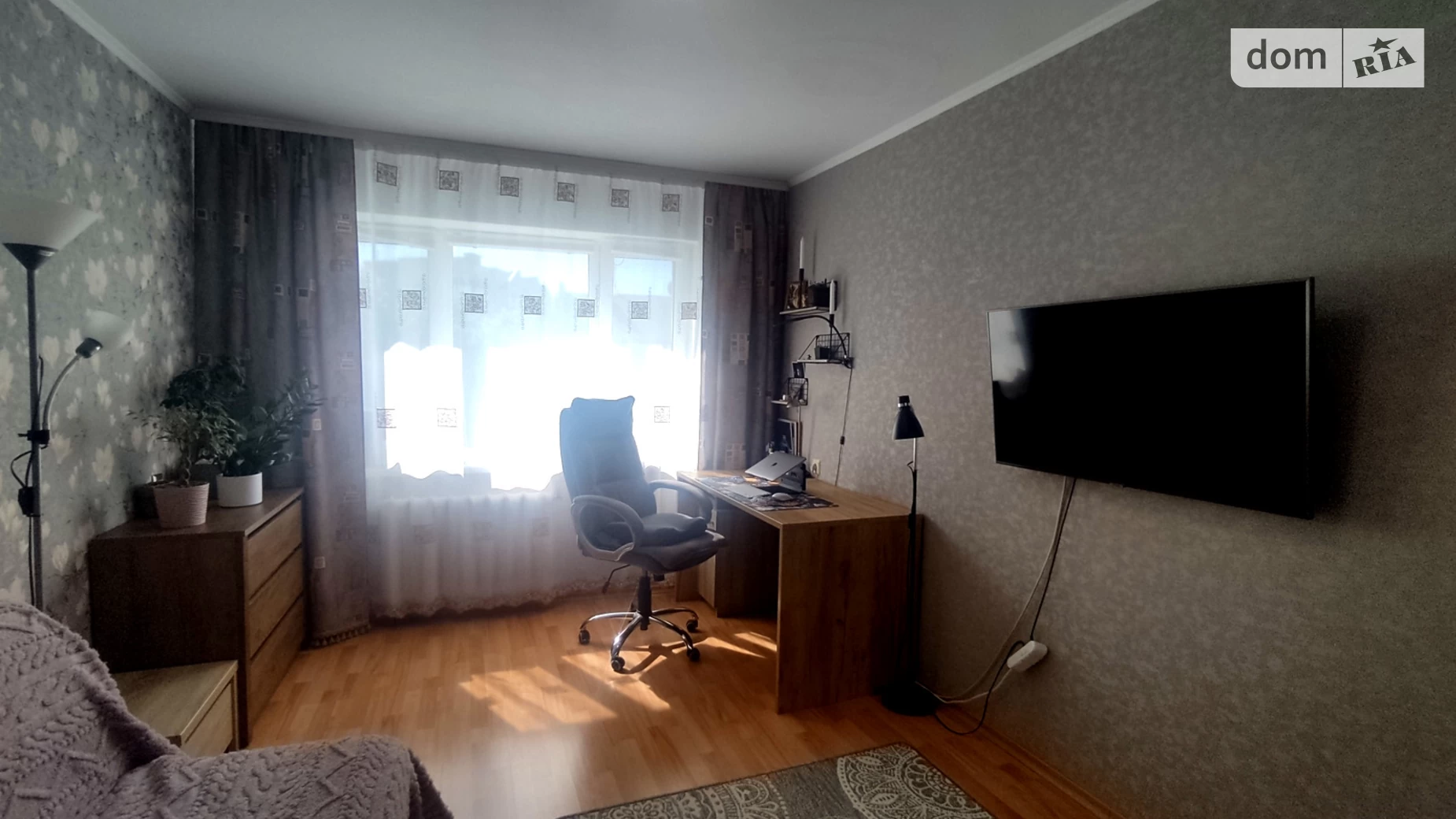 Продается 3-комнатная квартира 64 кв. м в Виннице, ул. Академика Янгеля - фото 2