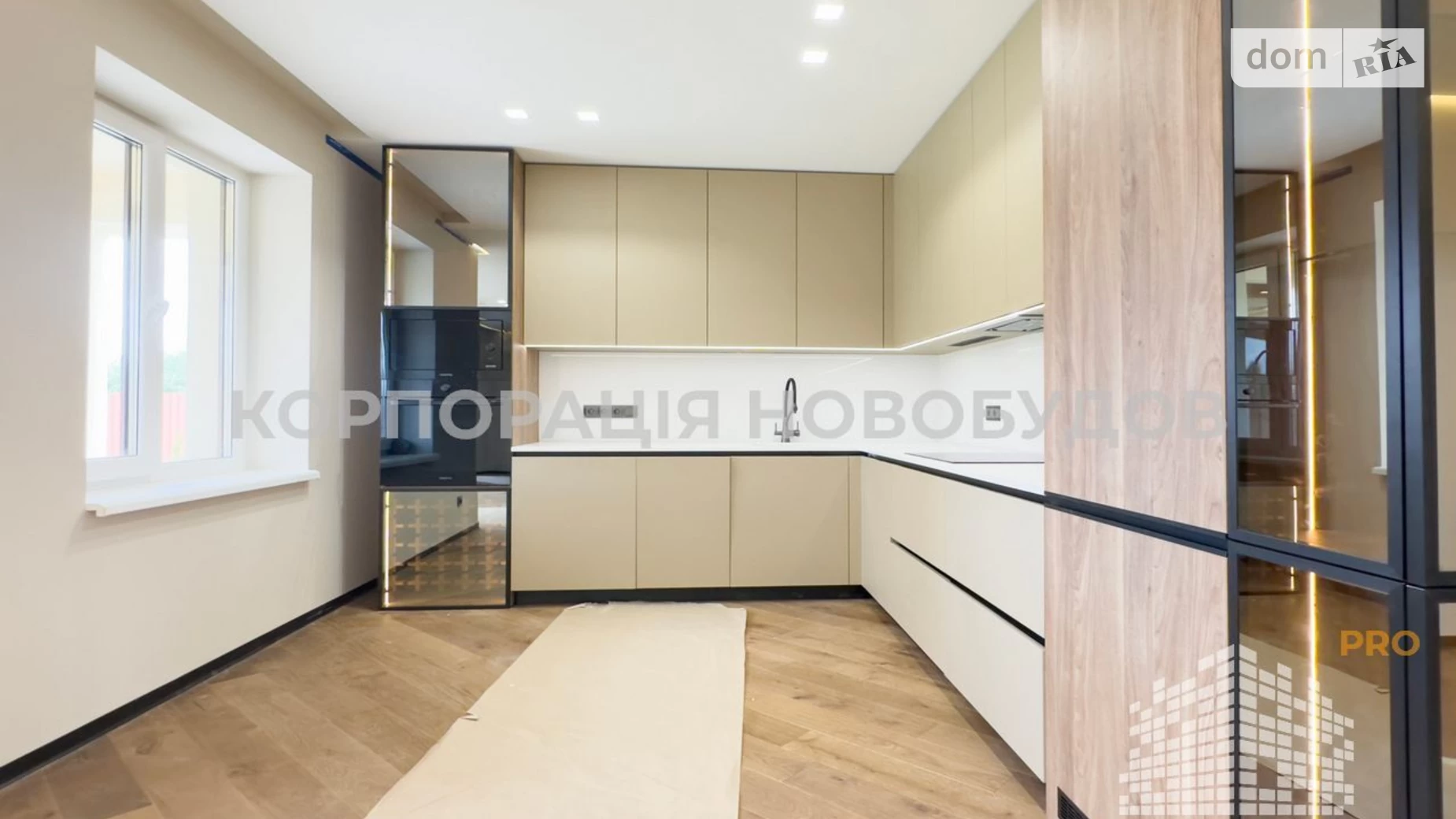 Продается дом на 2 этажа 220 кв. м с камином, цена: 280000 $ - фото 4