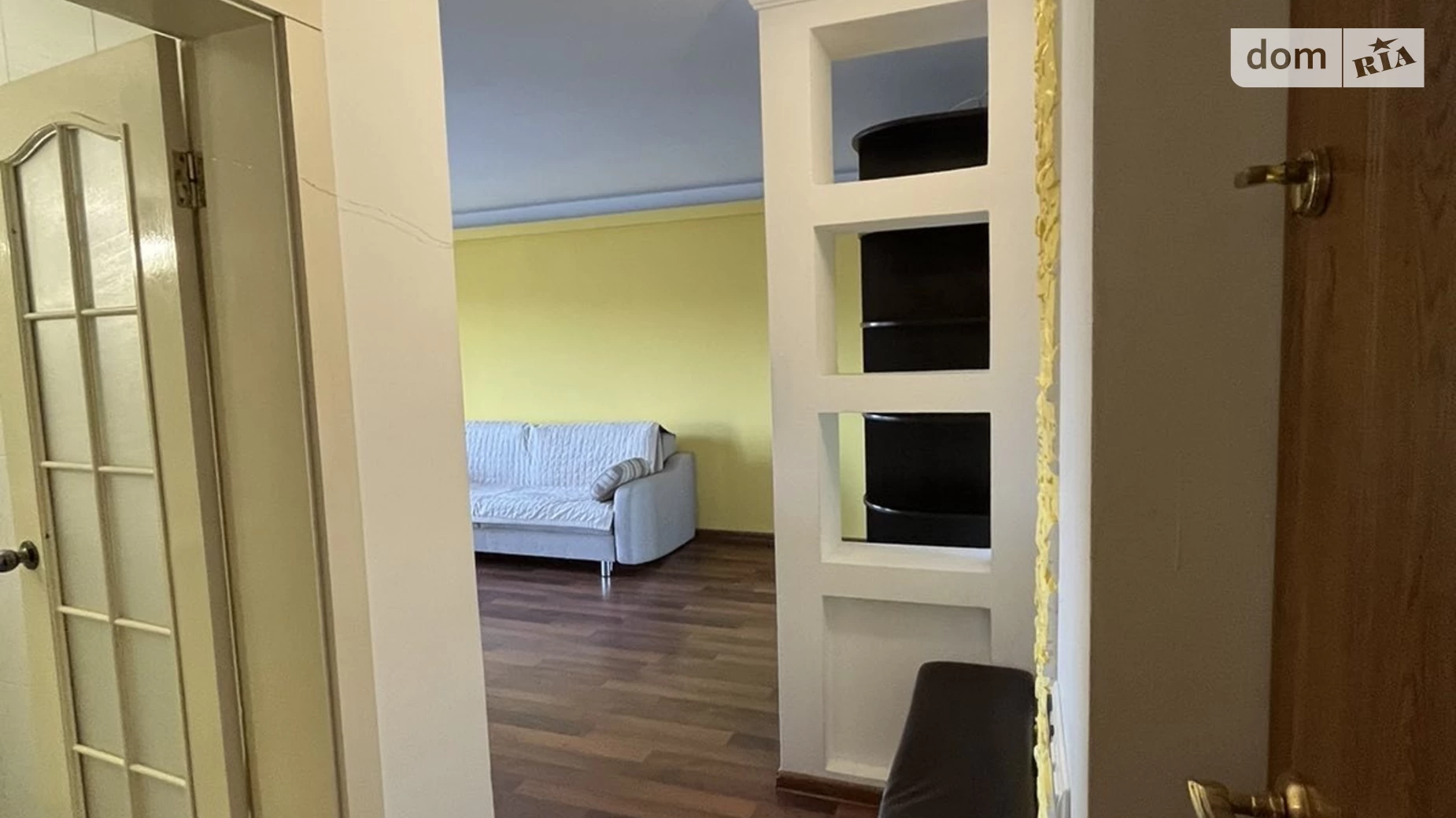 Продается 1-комнатная квартира 30 кв. м в Ужгороде, ул. Петра Линтура, 10 - фото 2
