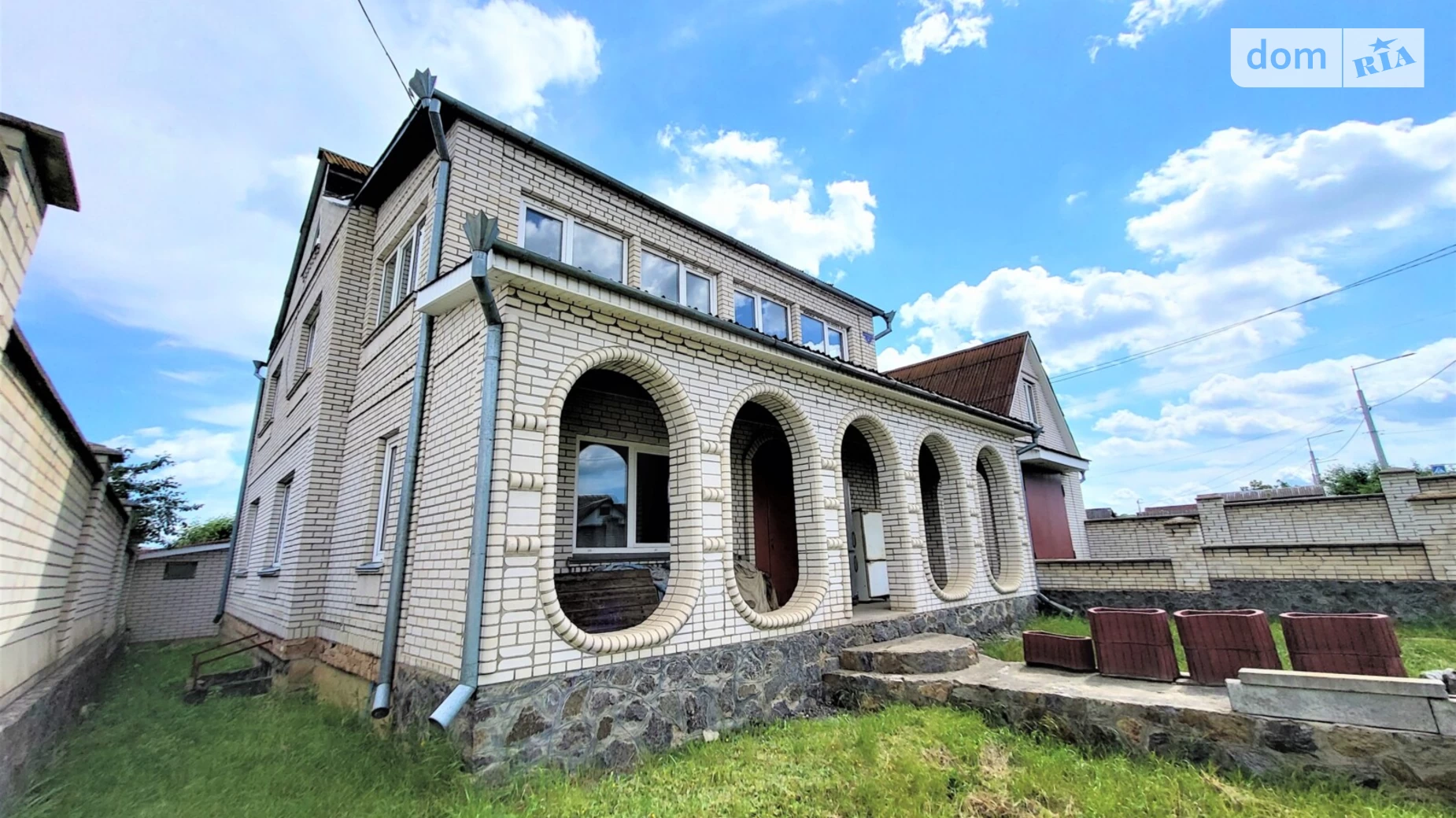 Продается дом на 2 этажа 190 кв. м с камином, цена: 87000 $ - фото 4
