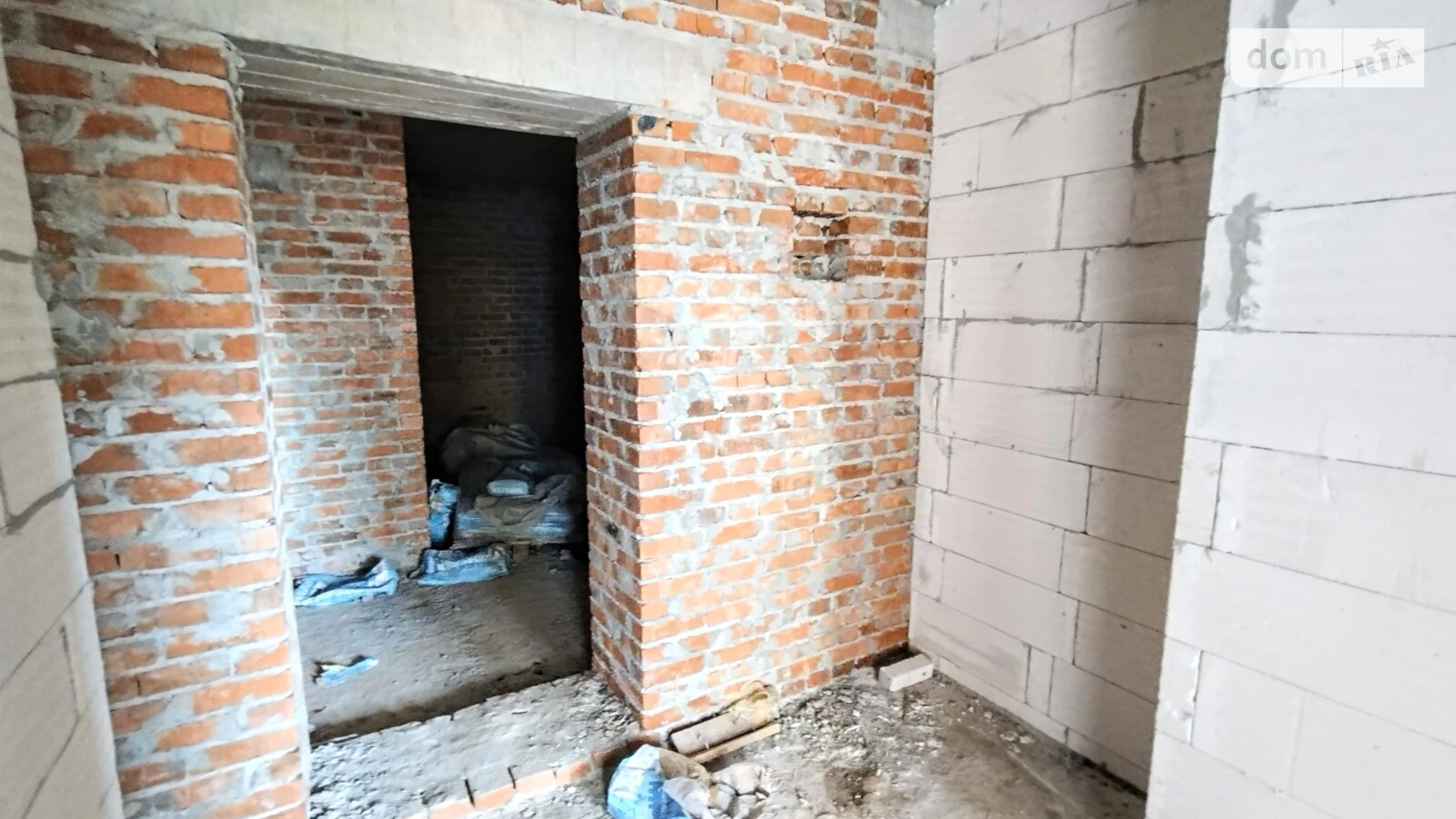 1-комнатная квартира 45 кв. м в Тернополе, ул. 15-го Апреля - фото 5