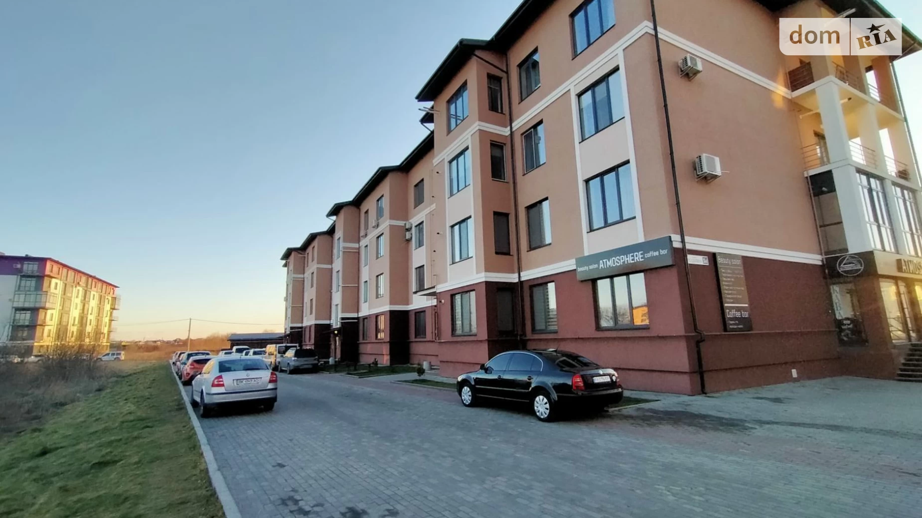 Продається 2-кімнатна квартира 64 кв. м у Рівному, вул. Різдвяна, 1 - фото 3