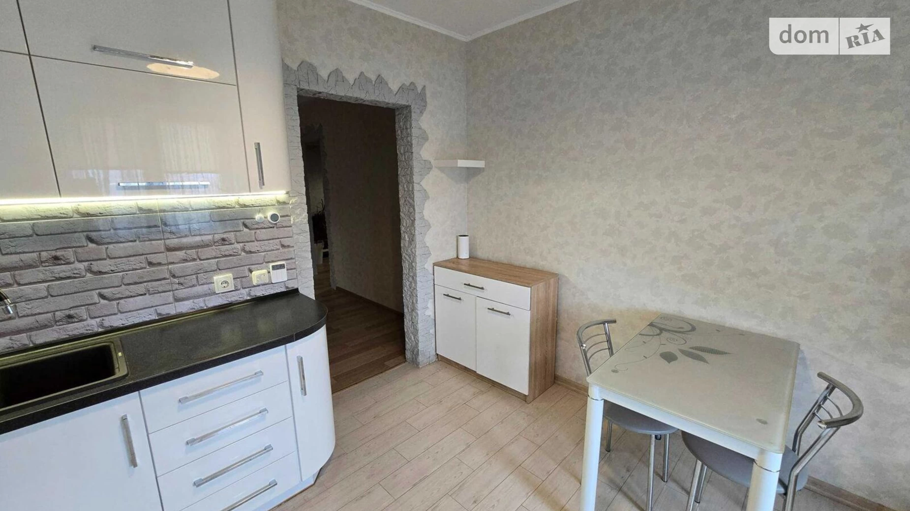 Продается 2-комнатная квартира 75 кв. м в Киеве, ул. Милославская, 97А - фото 3