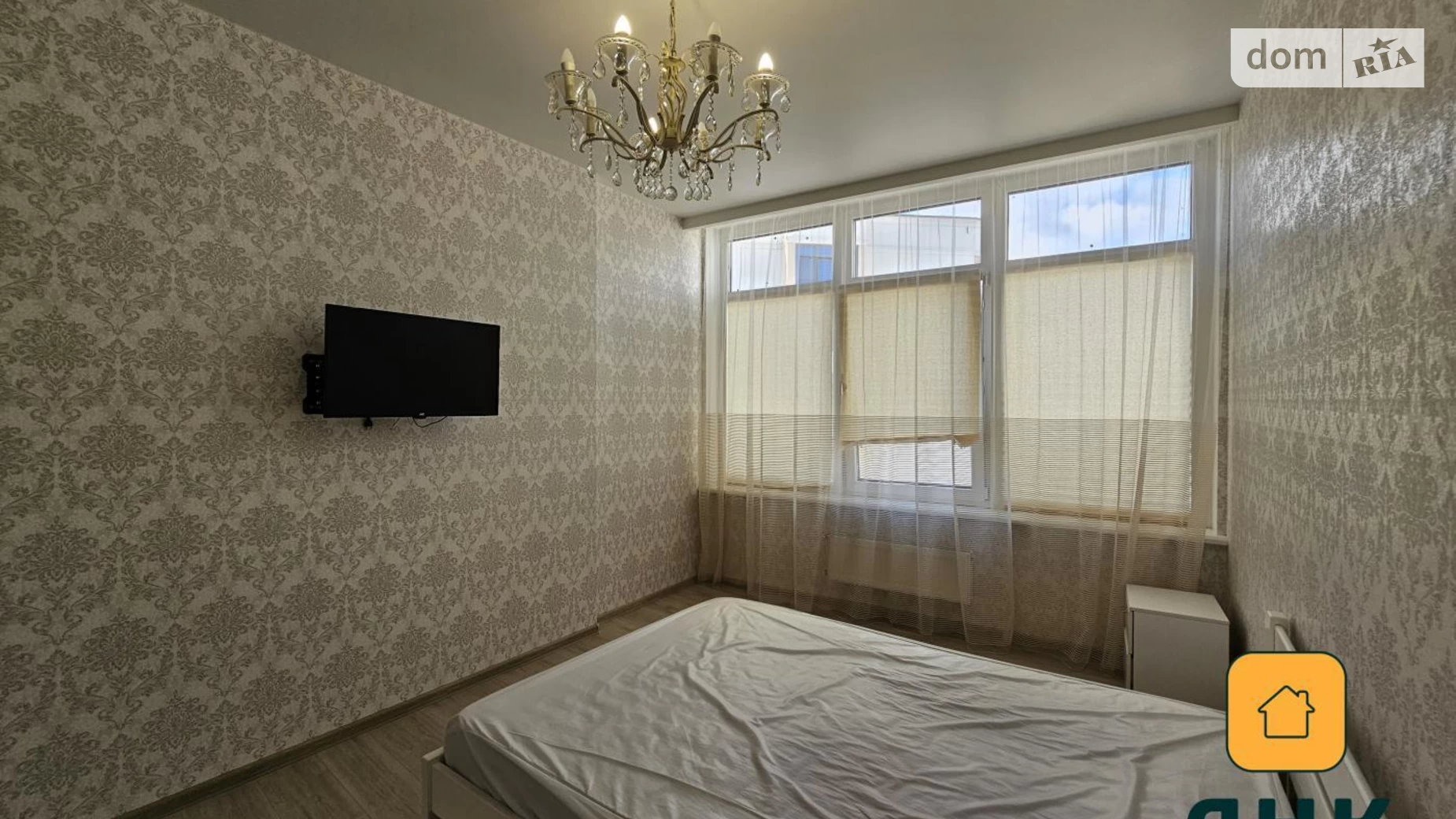 Продается 2-комнатная квартира 53 кв. м в Одессе, ул. Каманина, 16А/2 - фото 2