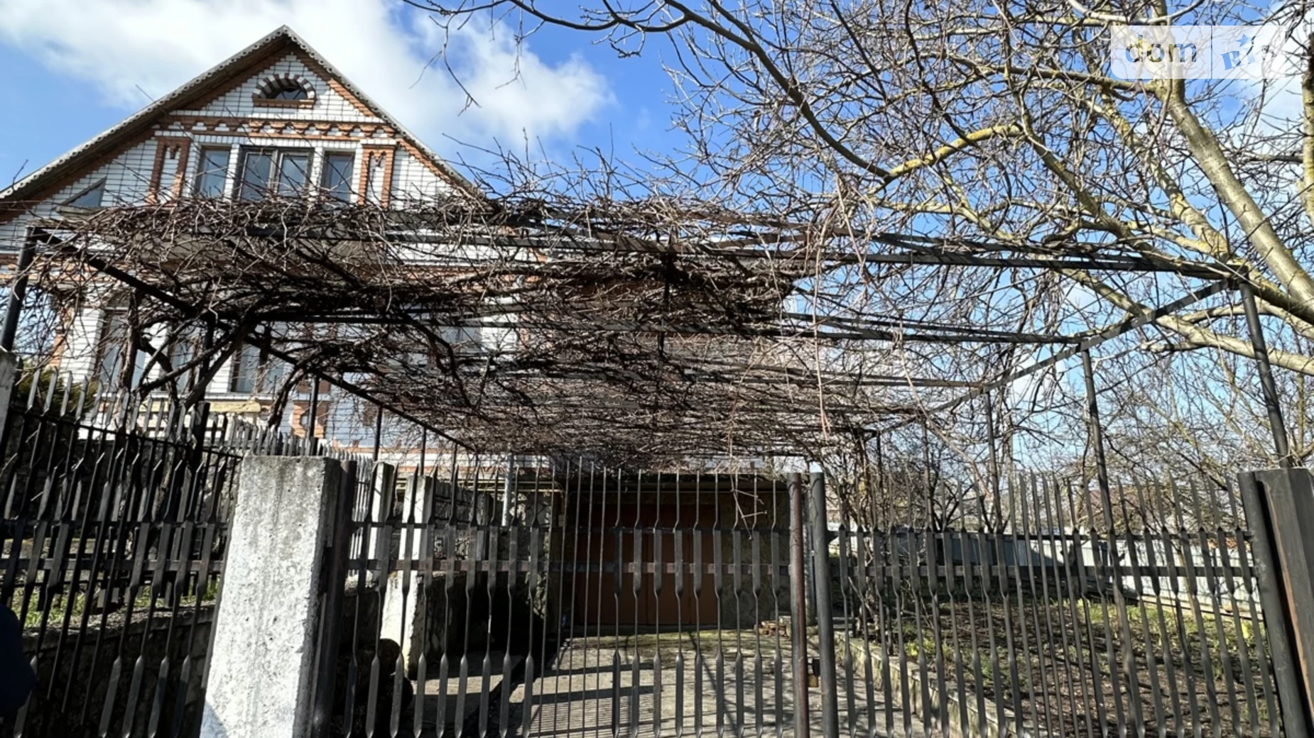 Продається будинок 2 поверховий 350 кв. м з гаражем, цена: 90000 $ - фото 2
