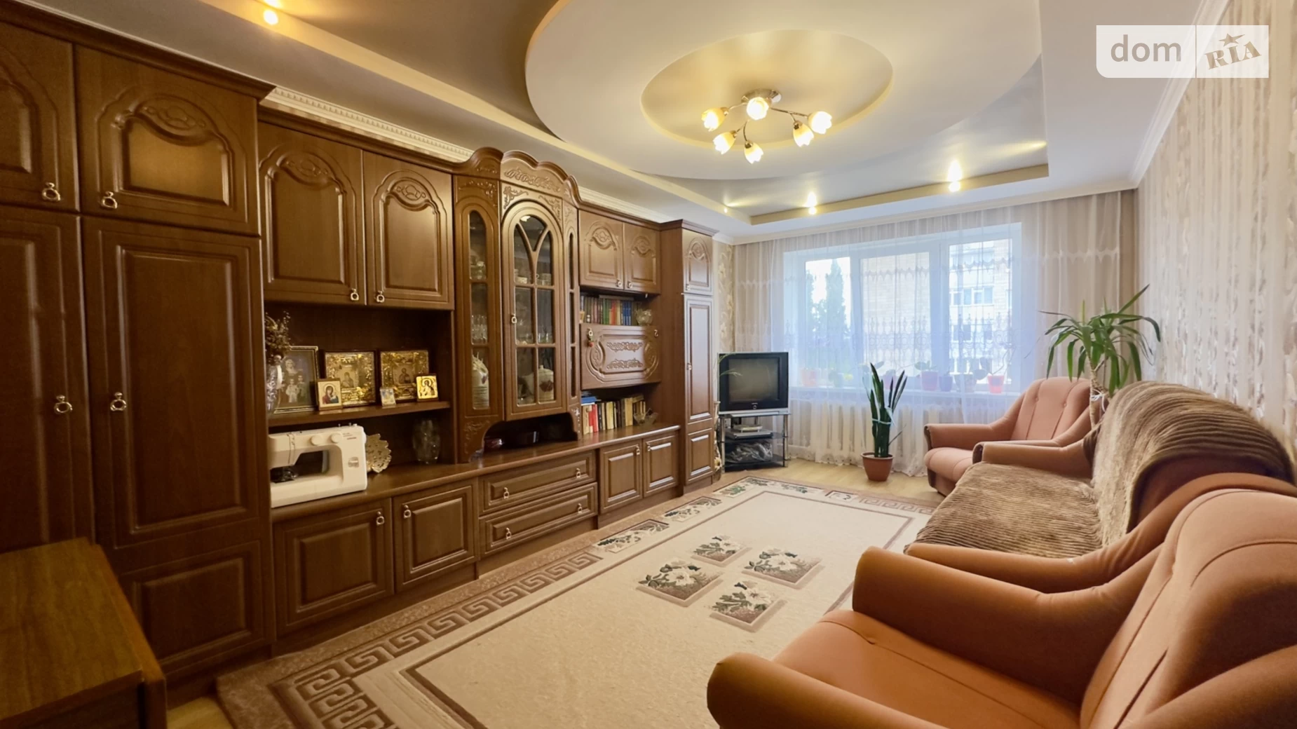 Продается 3-комнатная квартира 68 кв. м в Ровно - фото 4