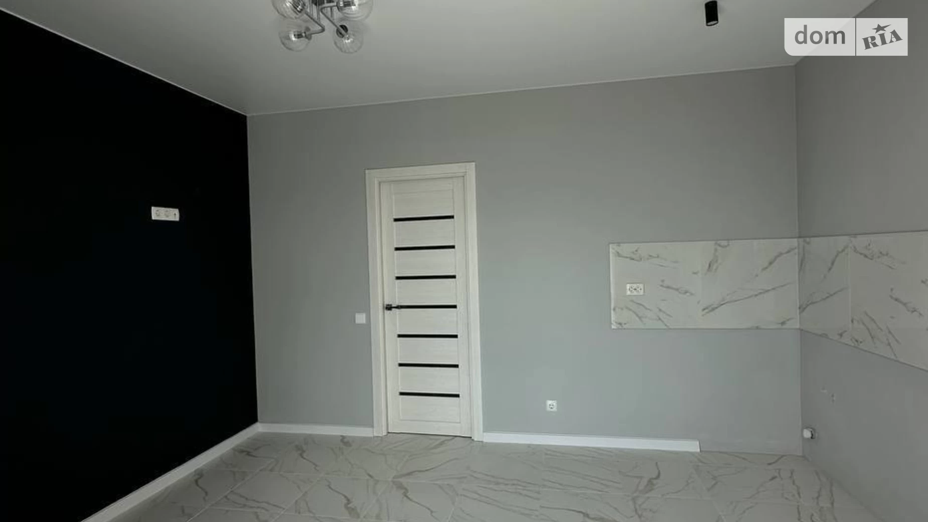 Продается 1-комнатная квартира 42.5 кв. м в Ивано-Франковске, цена: 53000 $ - фото 3