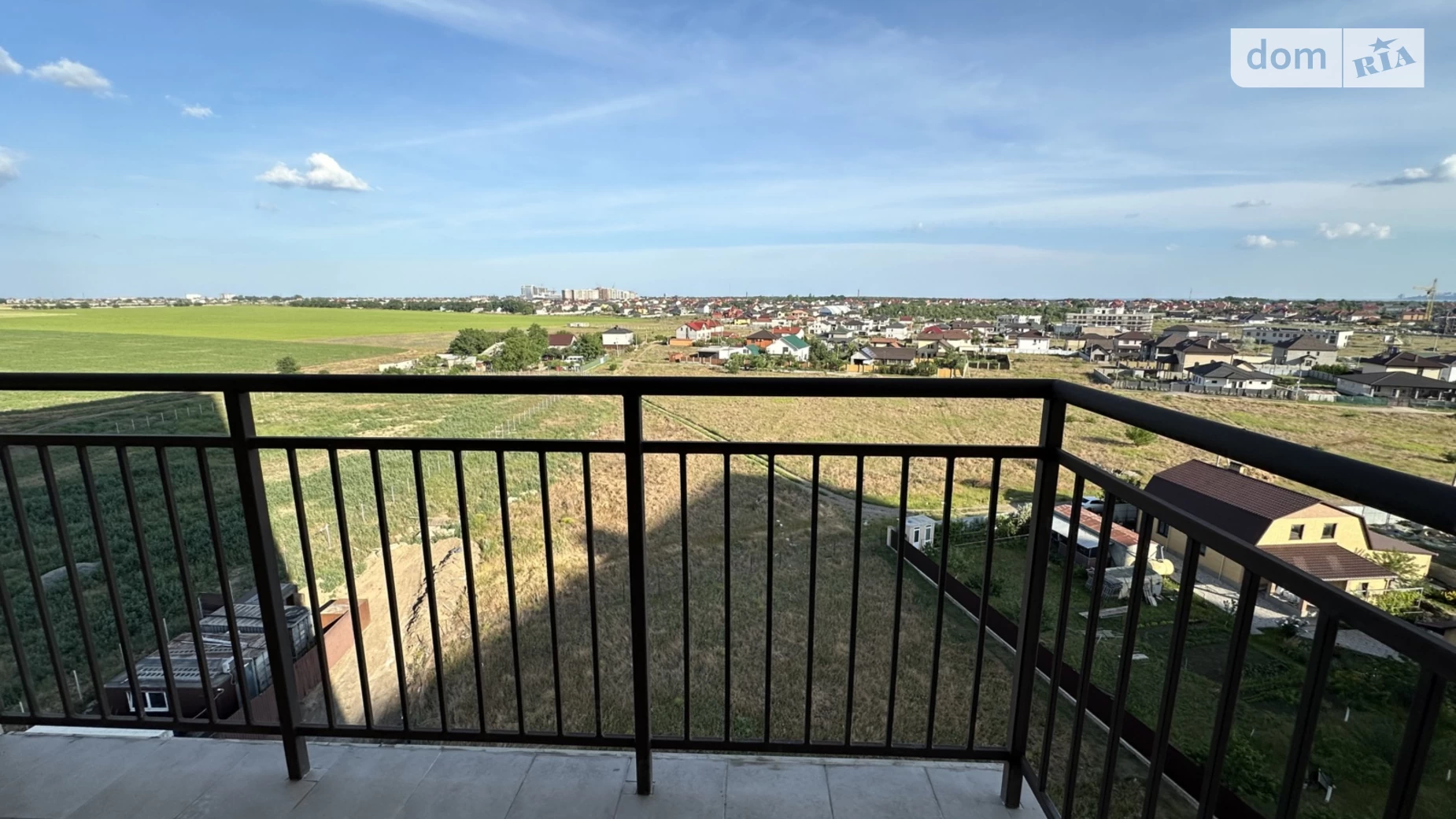 Продается 2-комнатная квартира 66 кв. м в Одессе, ул. Академика Сахарова, 3В - фото 2