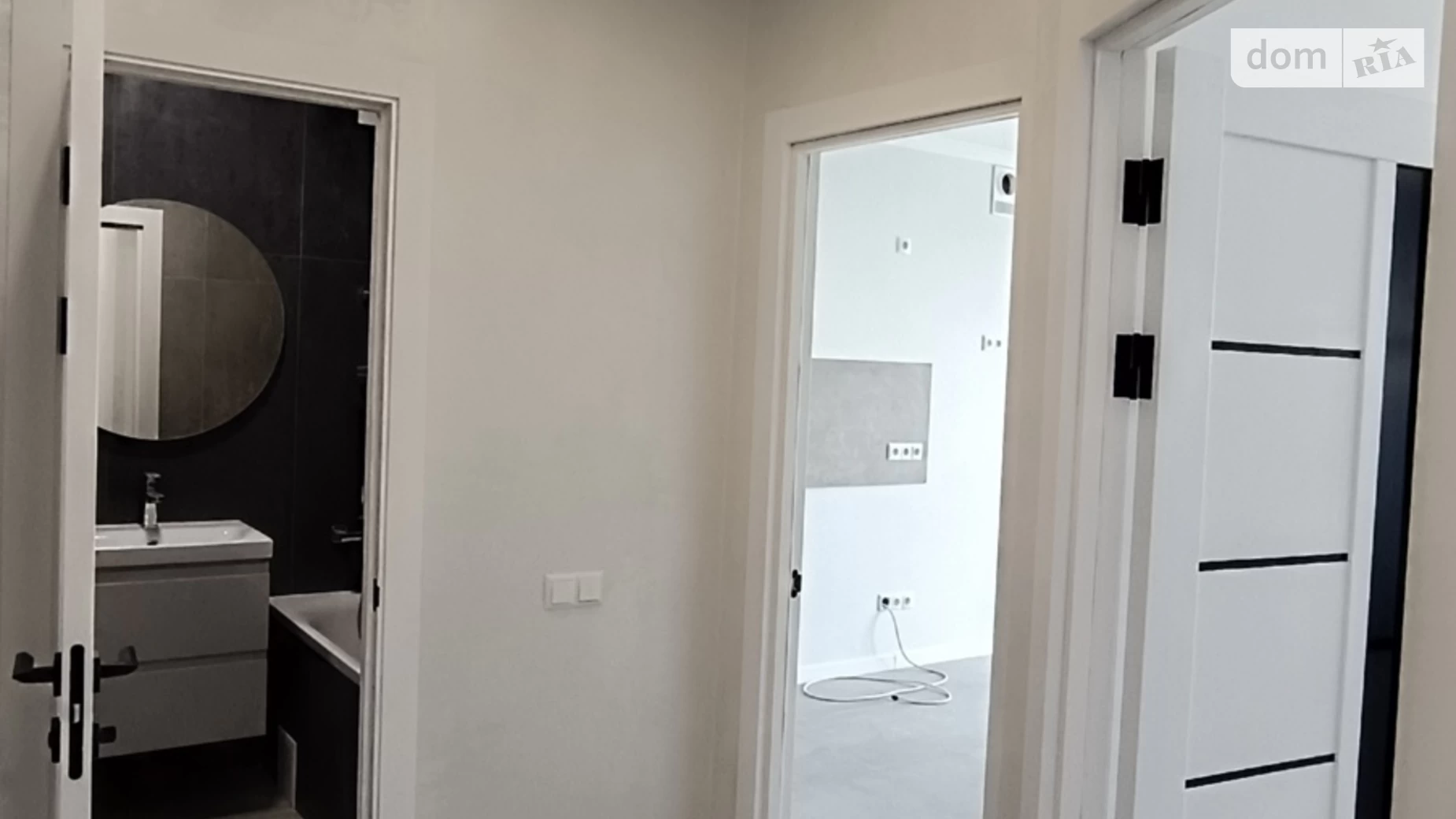 Продається 1-кімнатна квартира 46 кв. м у Івано-Франківську, вул. Височана Семена - фото 3