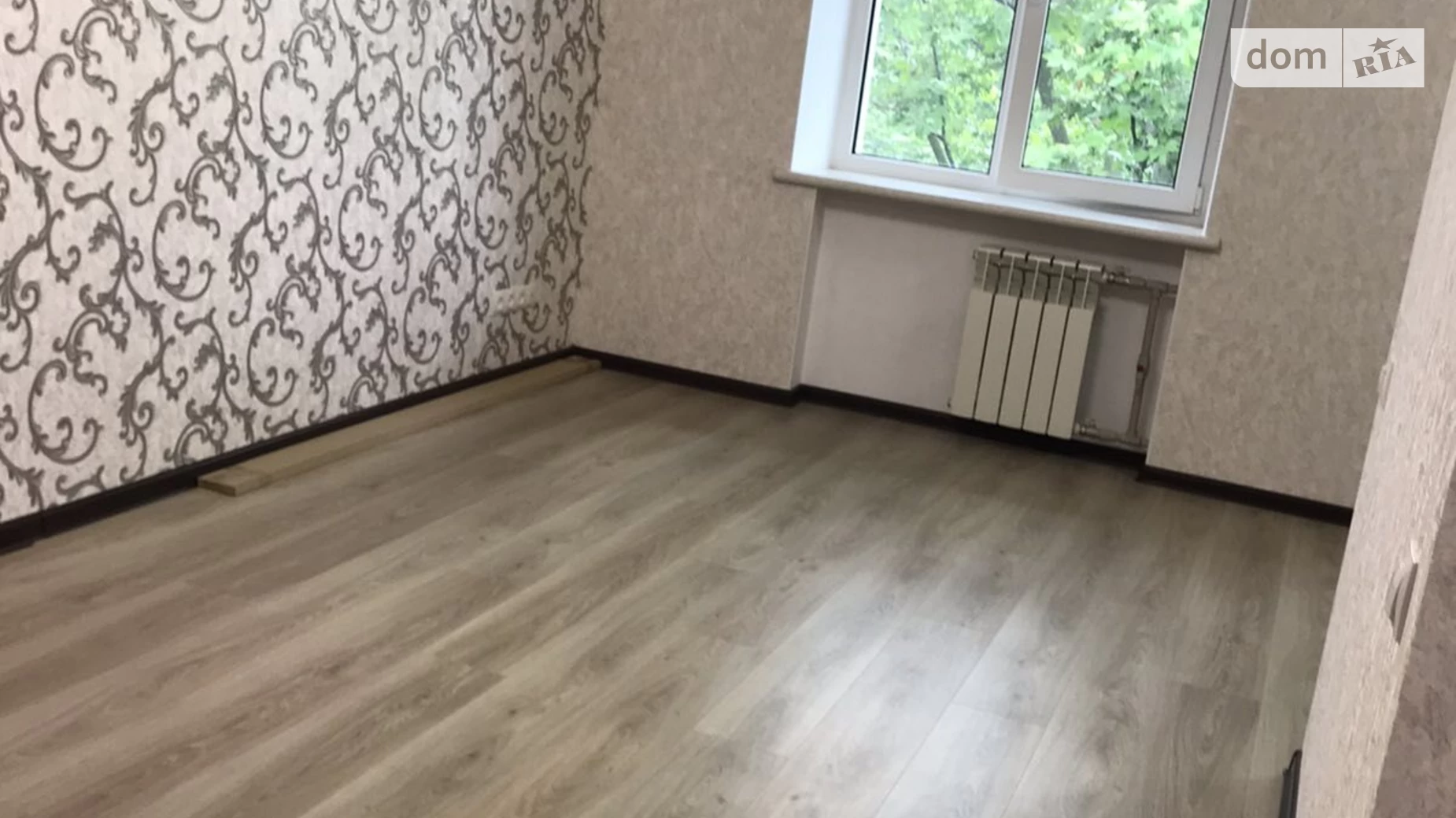 Продается 1-комнатная квартира 43 кв. м в Черноморске, просп. Мира(Ленина ул.), 13А - фото 3