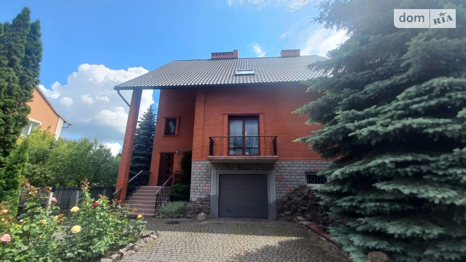 Продается дом на 2 этажа 400 кв. м с верандой, цена: 295000 $ - фото 2