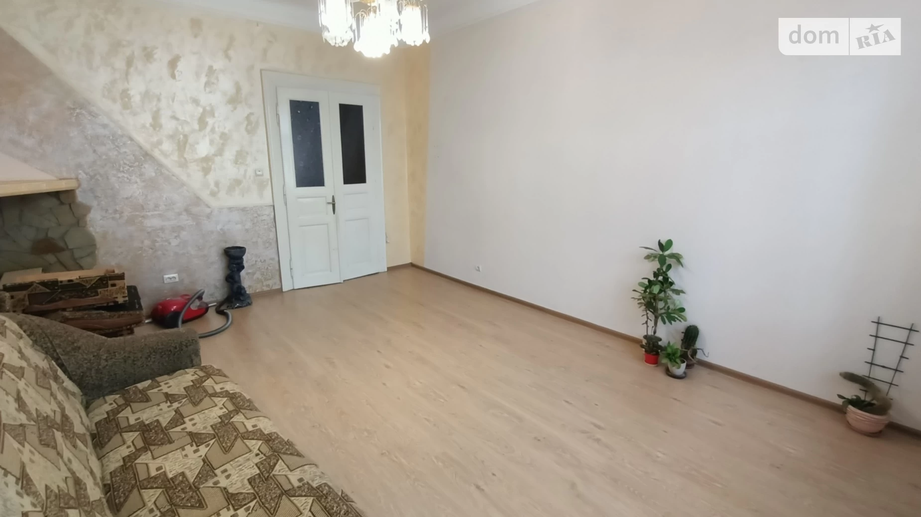 Продается 2-комнатная квартира 49 кв. м в Львове, ул. Хмельницкого Богдана, 125 - фото 2