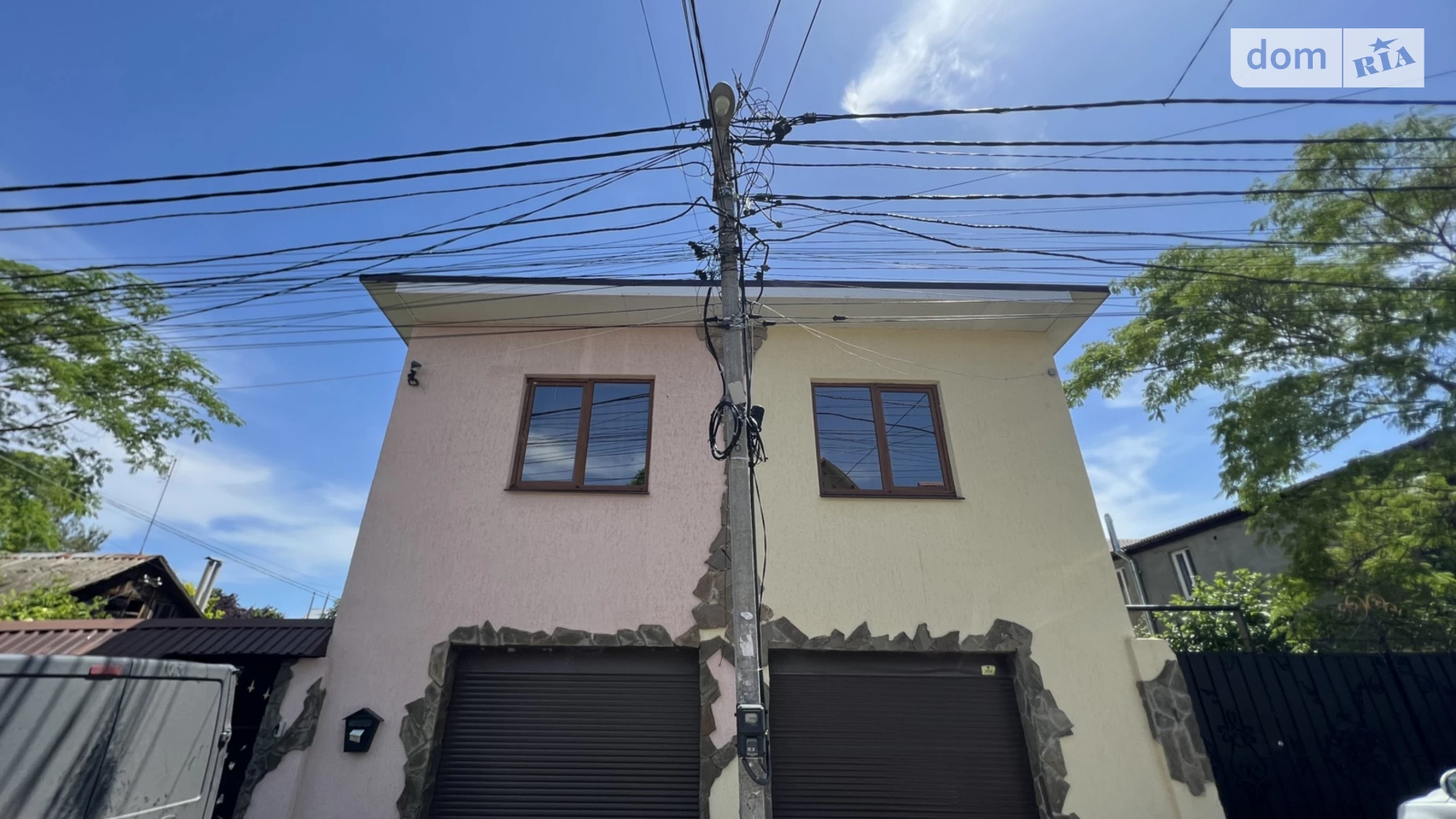 Продається будинок 2 поверховий 250 кв. м з гаражем, цена: 320000 $ - фото 2
