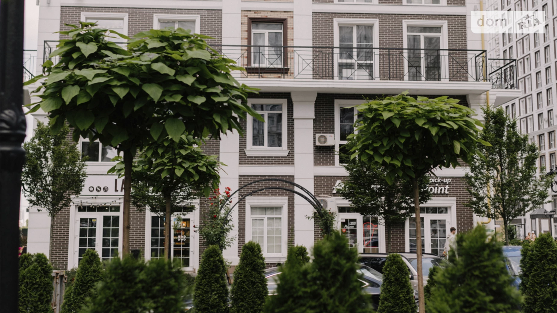 Продается 2-комнатная квартира 128.1 кв. м в Киеве, ул. Михаила Максимовича - фото 2