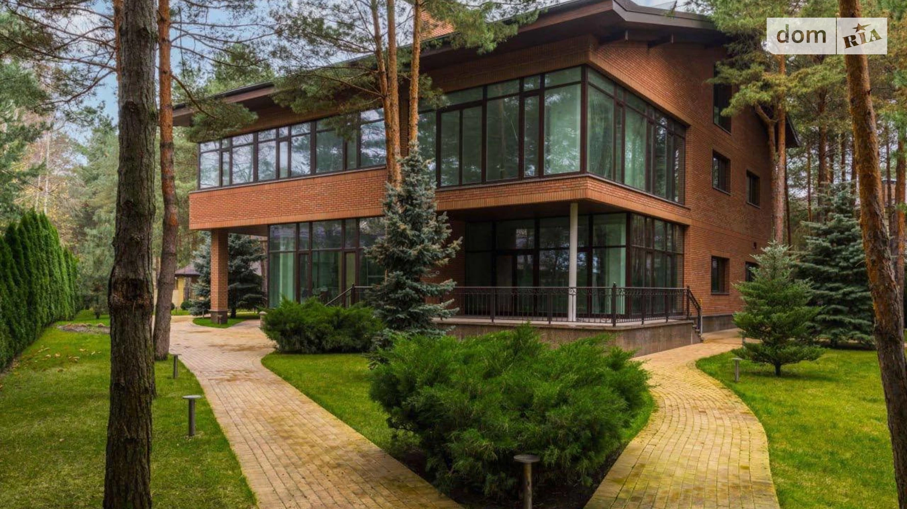 Продается дом на 3 этажа 1080.4 кв. м с балконом, цена: 2500000 $ - фото 2