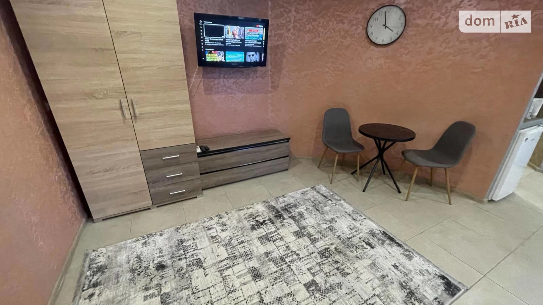 Продается 1-комнатная квартира 44 кв. м в Кривом Роге, ул. Каспийская, 3 - фото 2