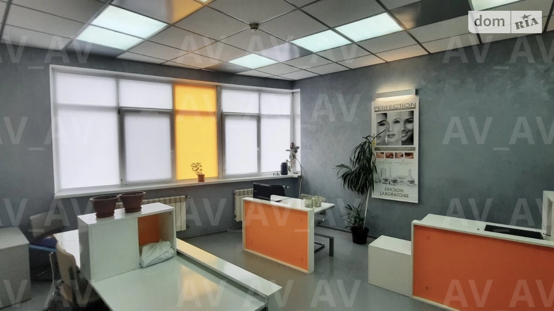 Продається офіс 136.8 кв. м в бізнес-центрі, цена: 350000 $ - фото 2